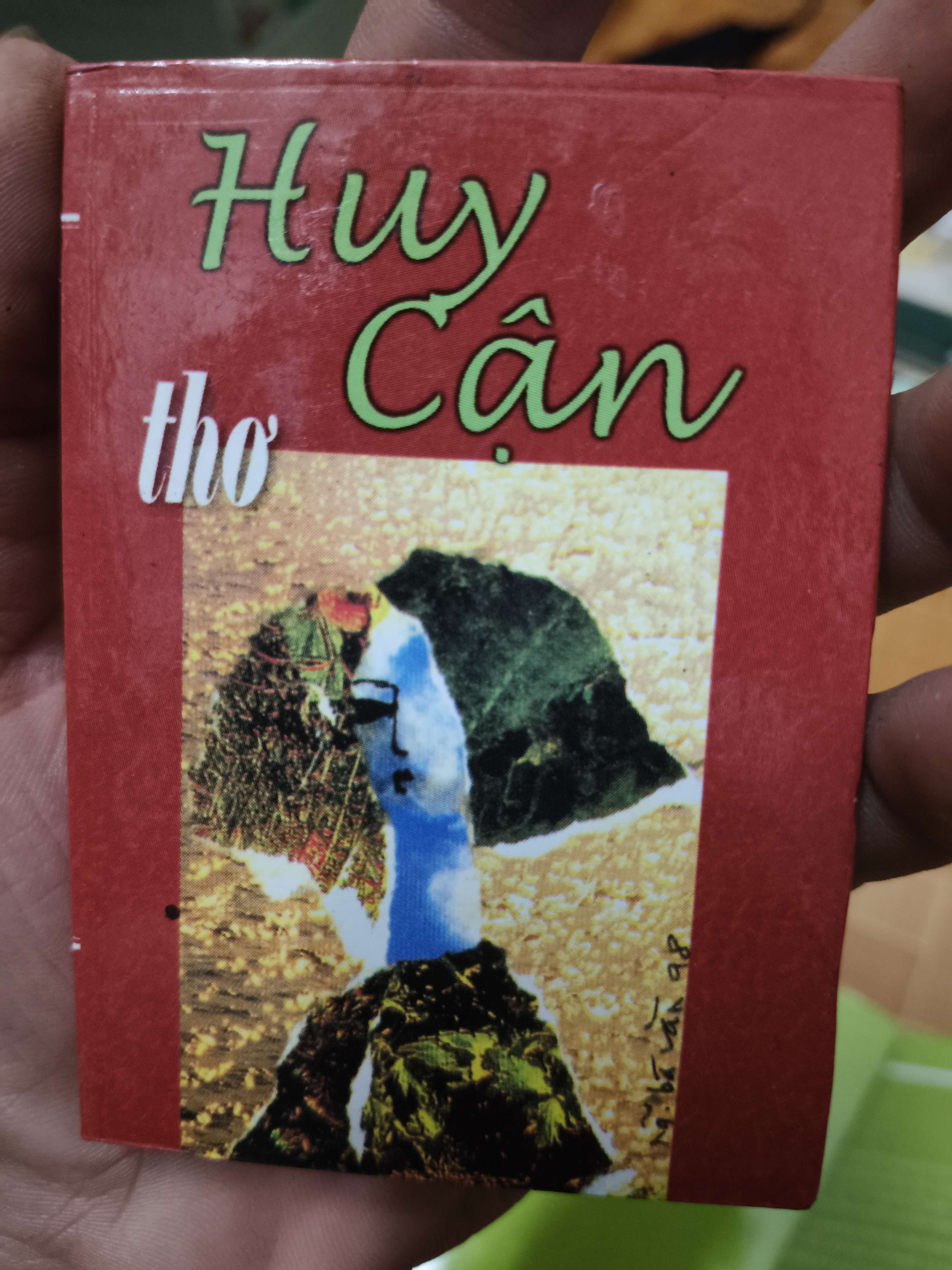 Thơ Huy Cận - 2000 - 189 trang - Khổ 6 x 9 - Bìa cứng (Sách văn học) ANTQ