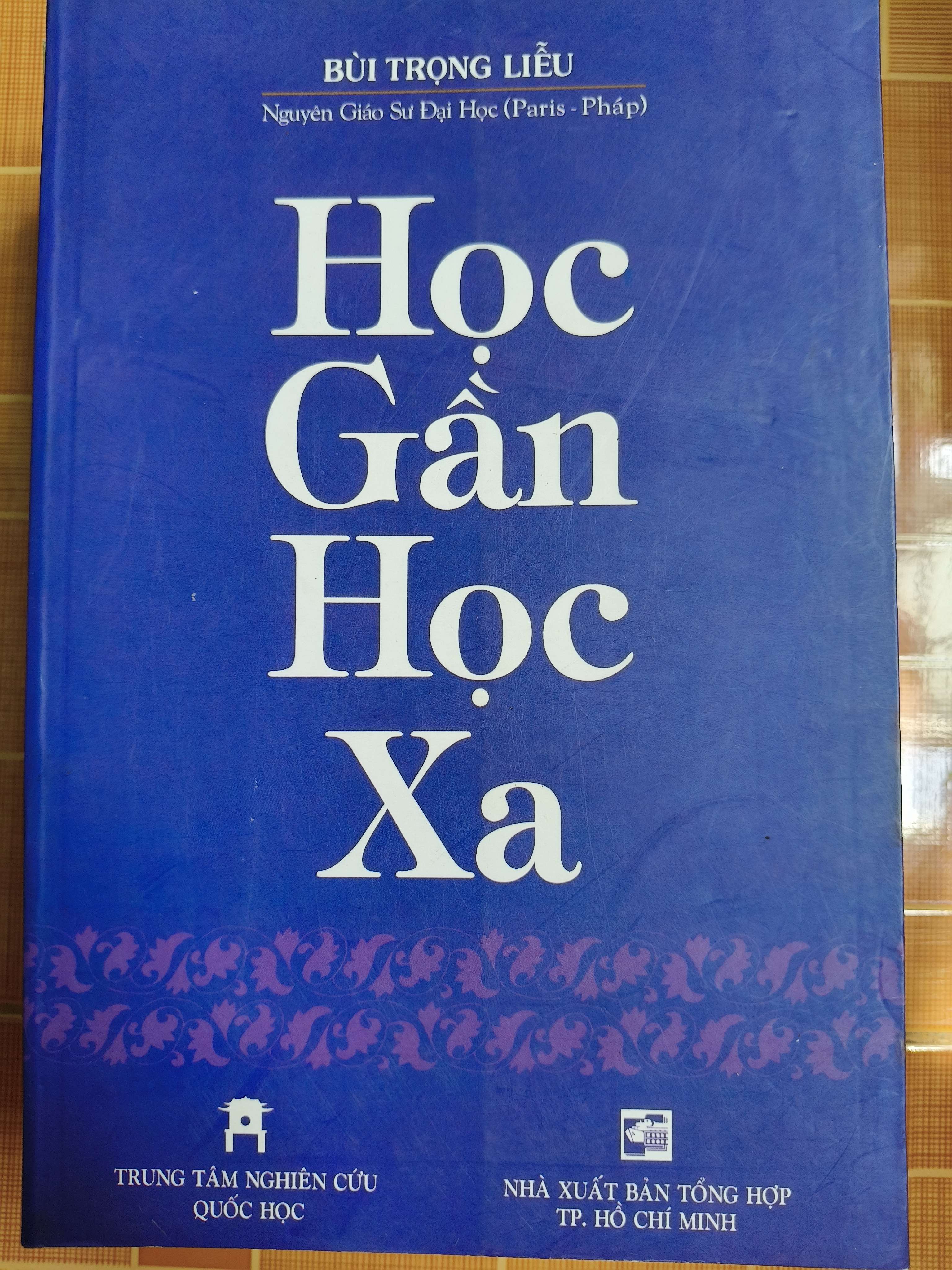 Học gần học xa (Lịch sử Việt Nam) ANTQ
