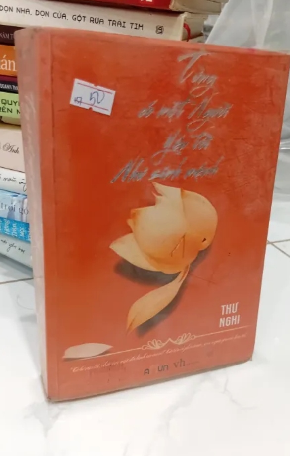 Từng Có Một Người Yêu Tôi Như Sinh Mệnh - Thư Nghi (Sách văn học) TKB