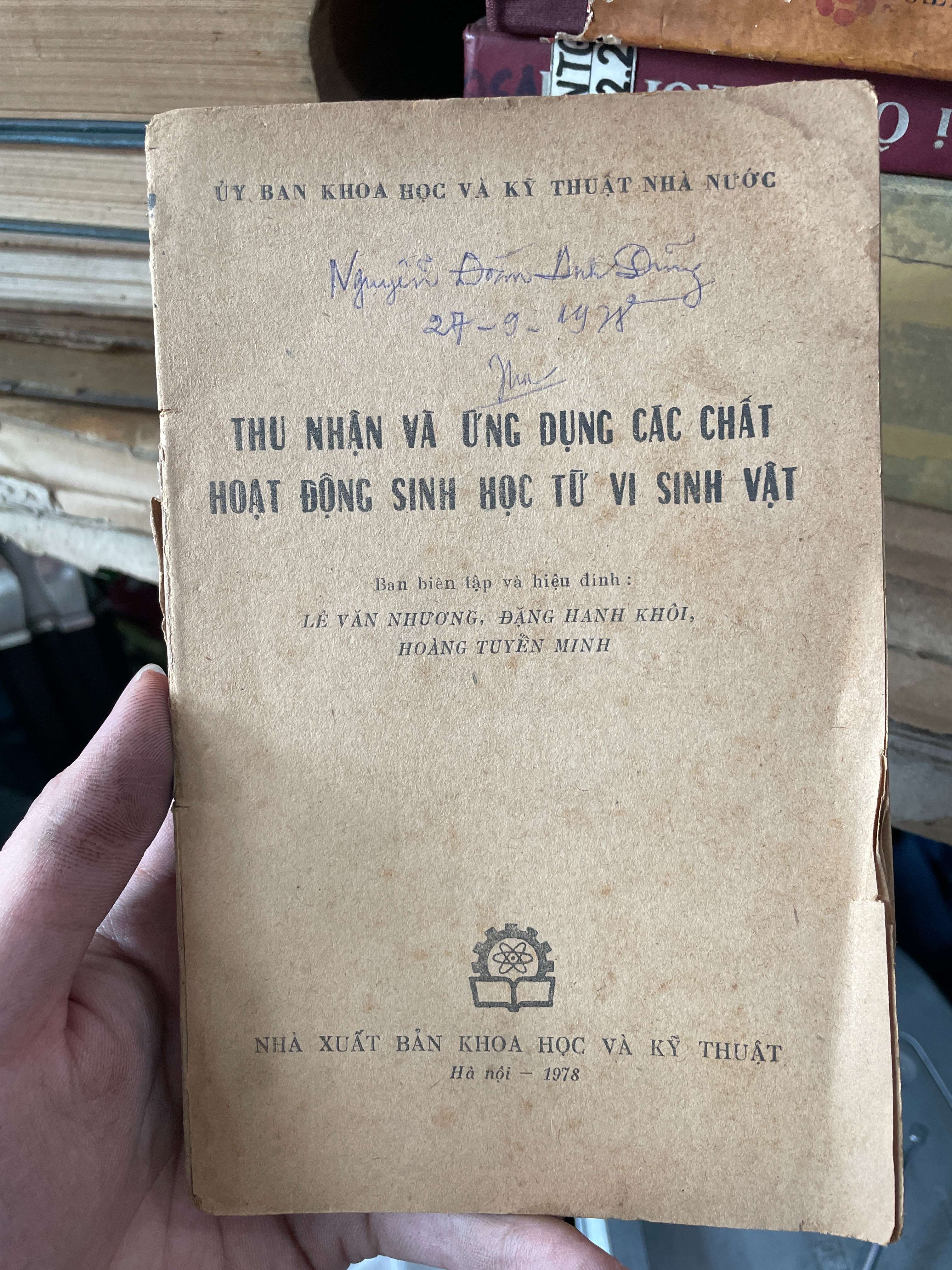 Thu Nhận Và Ứng Dụng Các Chất Hoạt Động Sinh Học Từ Vi Sinh Vật (Sách Y học - Sức khỏe - Thể thao) KSX