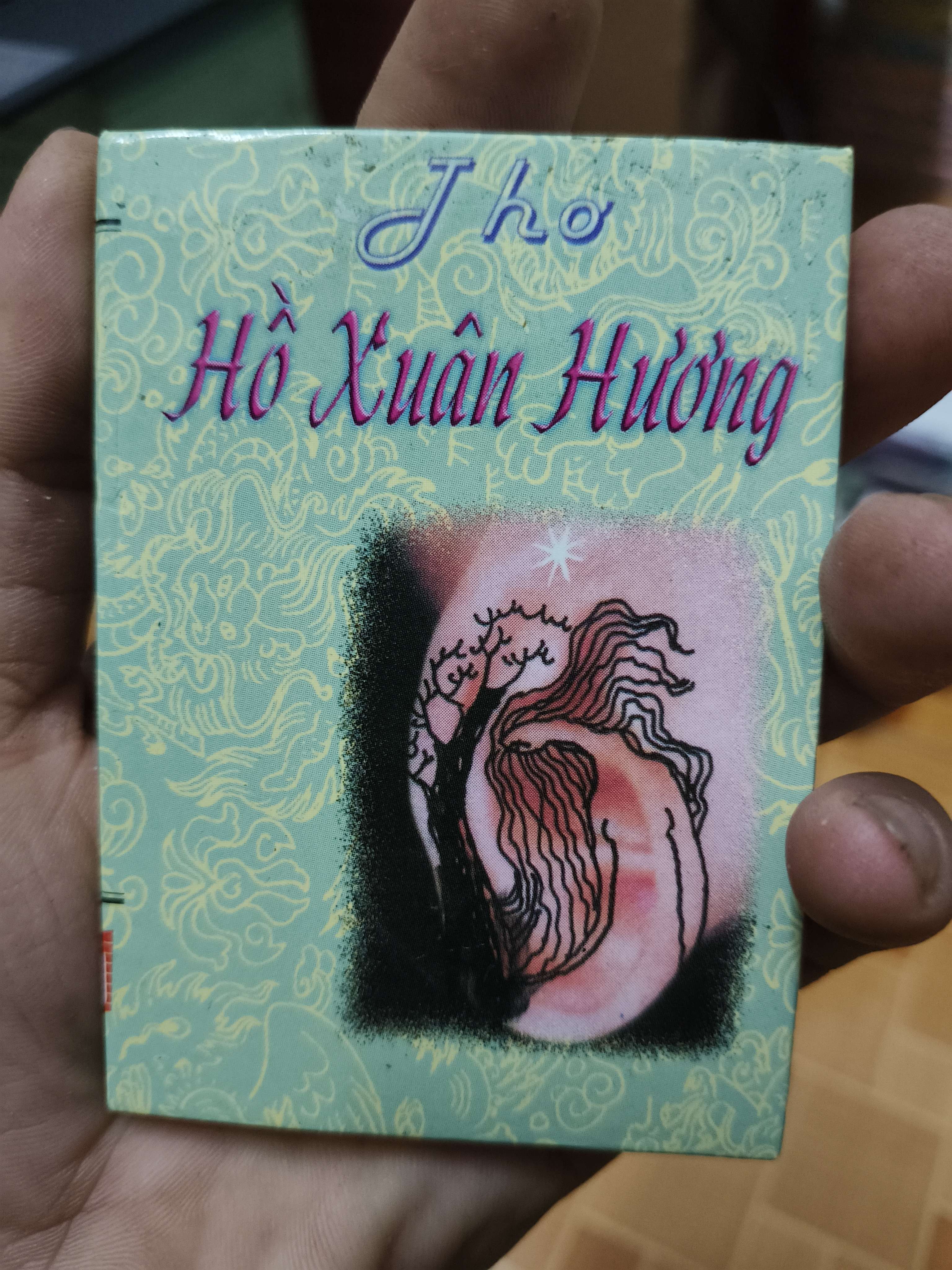 Thơ Hồ Xuân Hương (Khổ nhỏ 6 x 9) - 2000 - 157 trang - Bìa cứng (Sách văn học) ANTQ