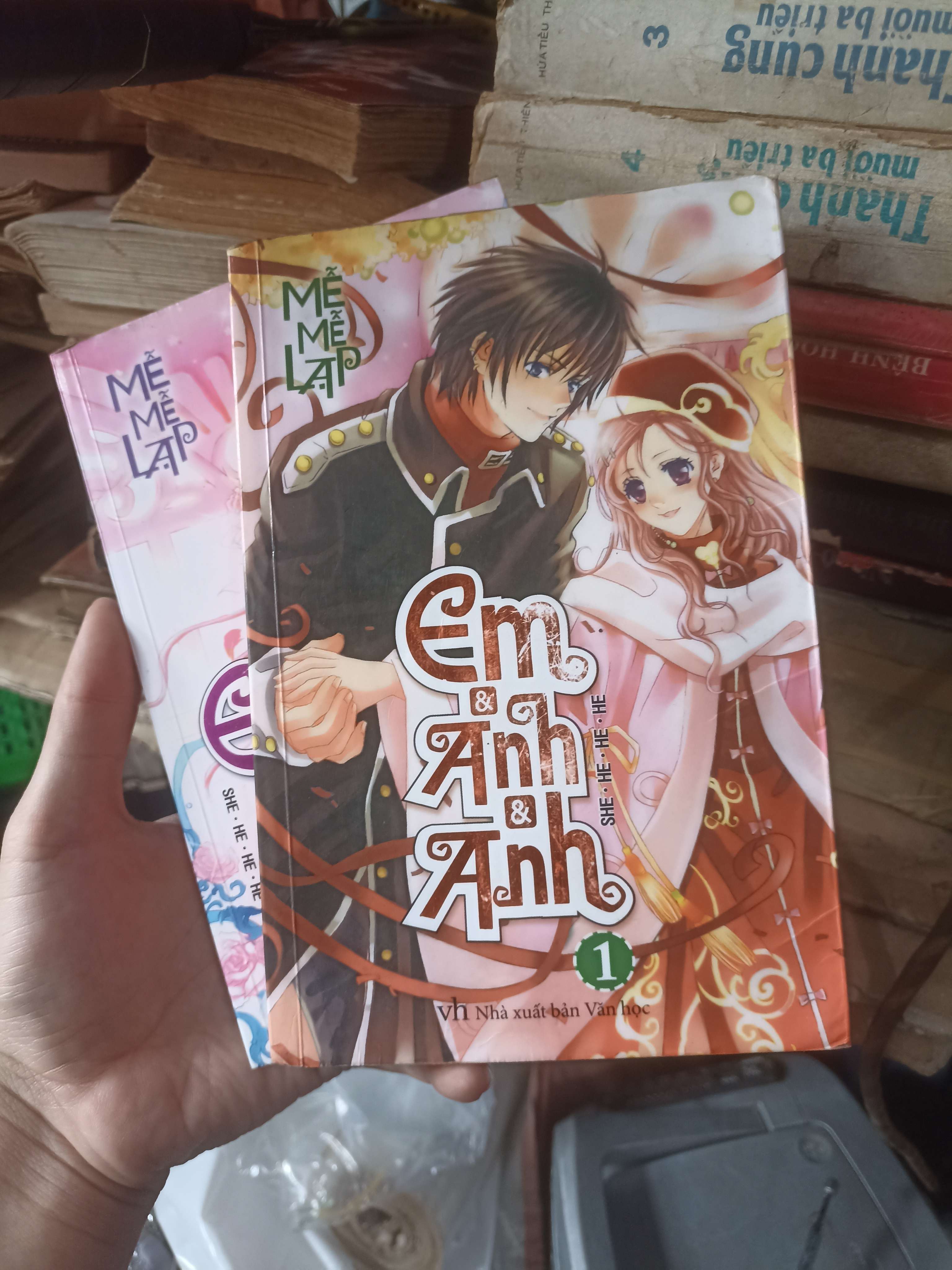 Em & Anh & Anh (Tập 1, 2) (Tiểu Thuyết) KSX