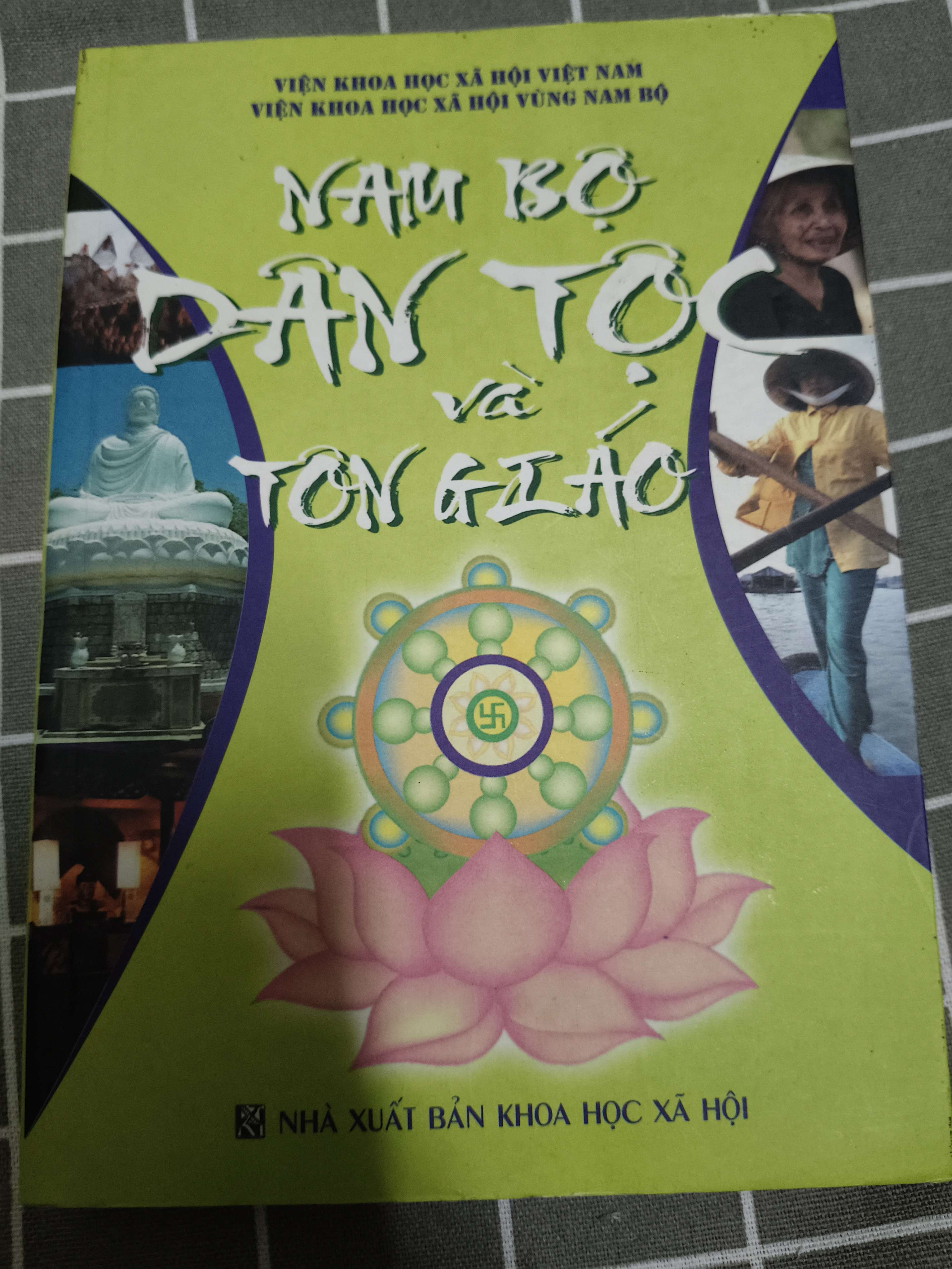 Nam bộ dân tộc và tôn giáo - 2005 - 415 trang (Tôn giáo khác) ANTQ