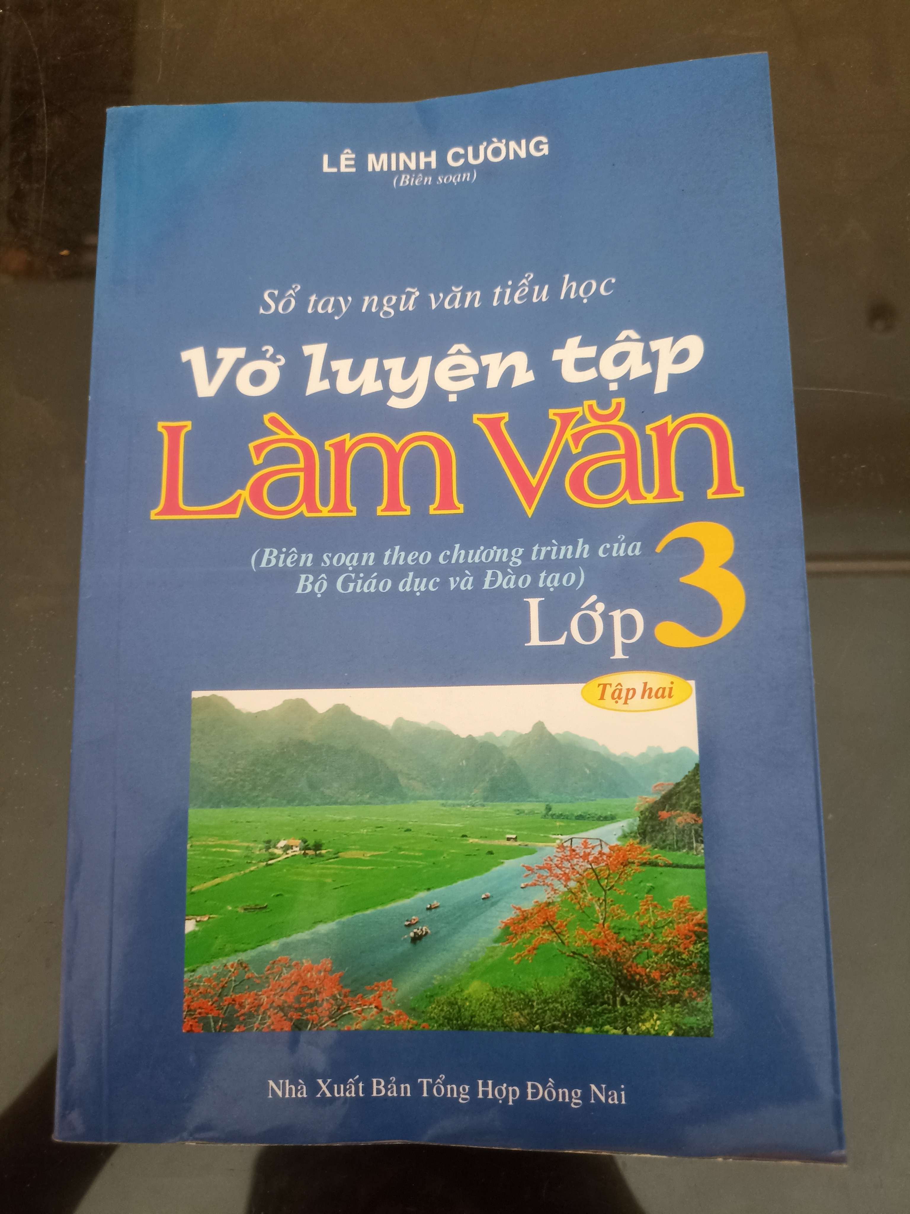 Vở Luyện Tập Làm Văn Lớp 3 - Lê Minh Cường 2005 (Tham khảo - luyện thi) VAVO