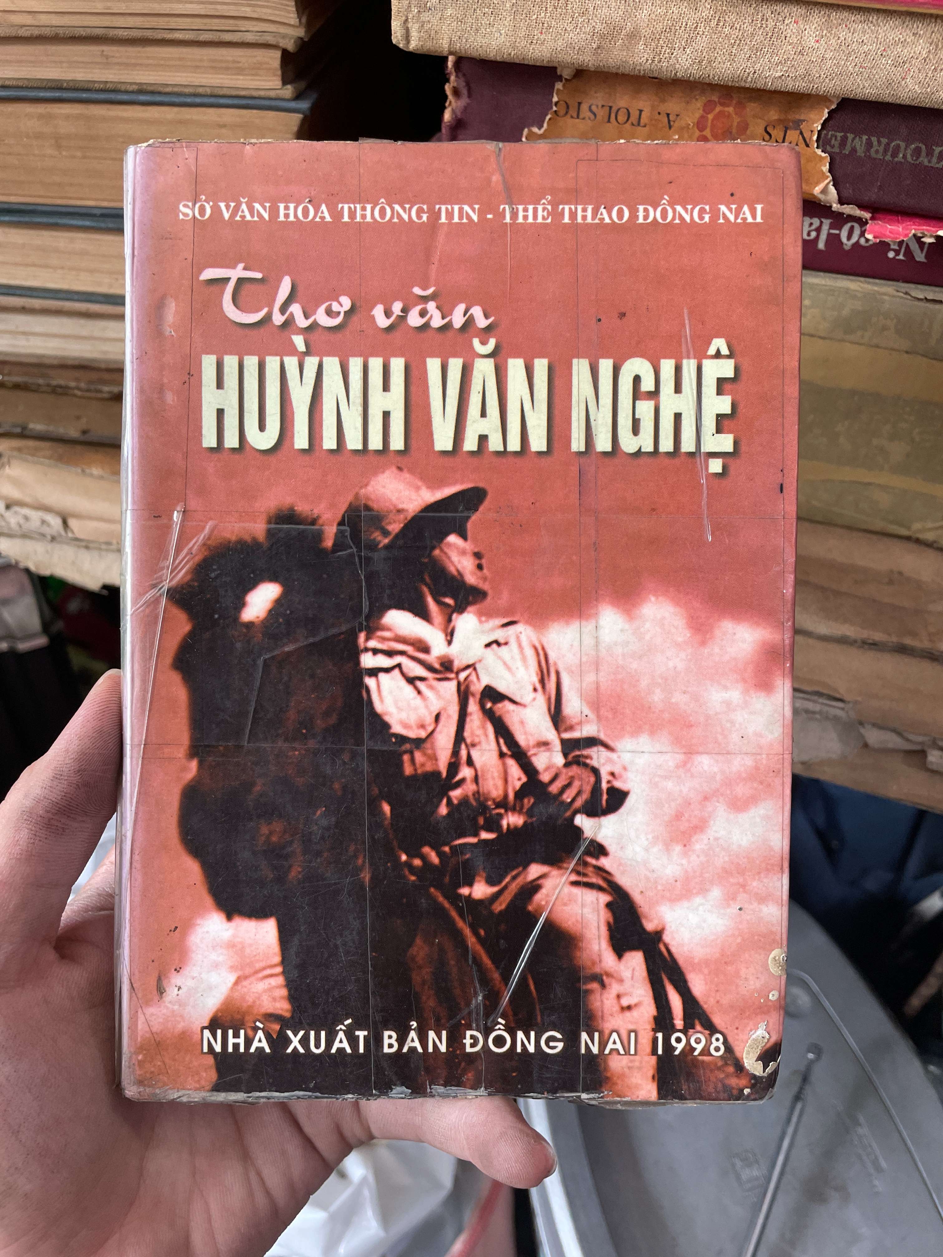 Thơ Văn Huỳnh Văn Nghệ (Văn học Việt Nam) KSX