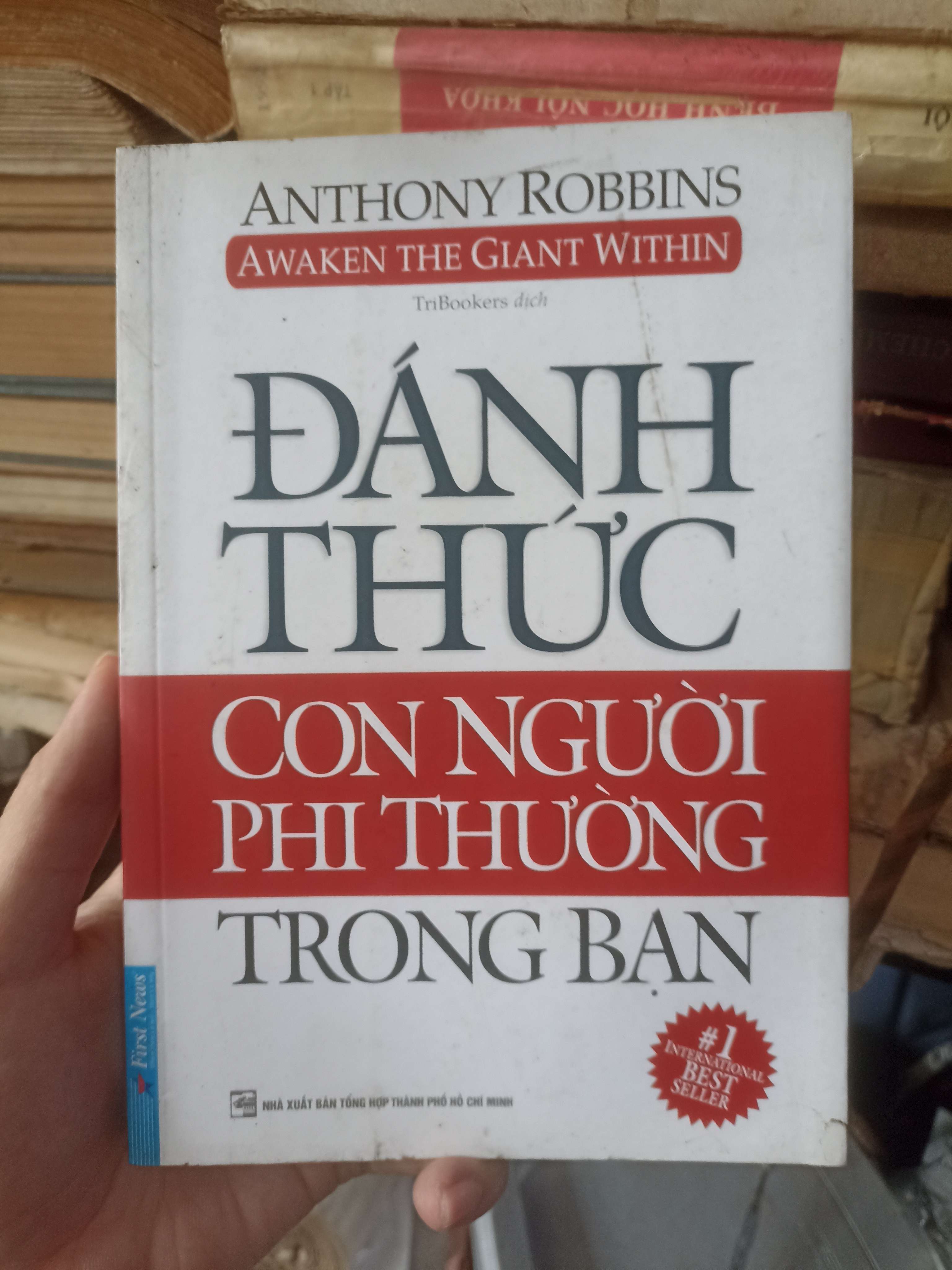Đánh Thức Con Người Phi Thường Trong Bạn - Anthony Robbins (Kỹ năng sống) KSX