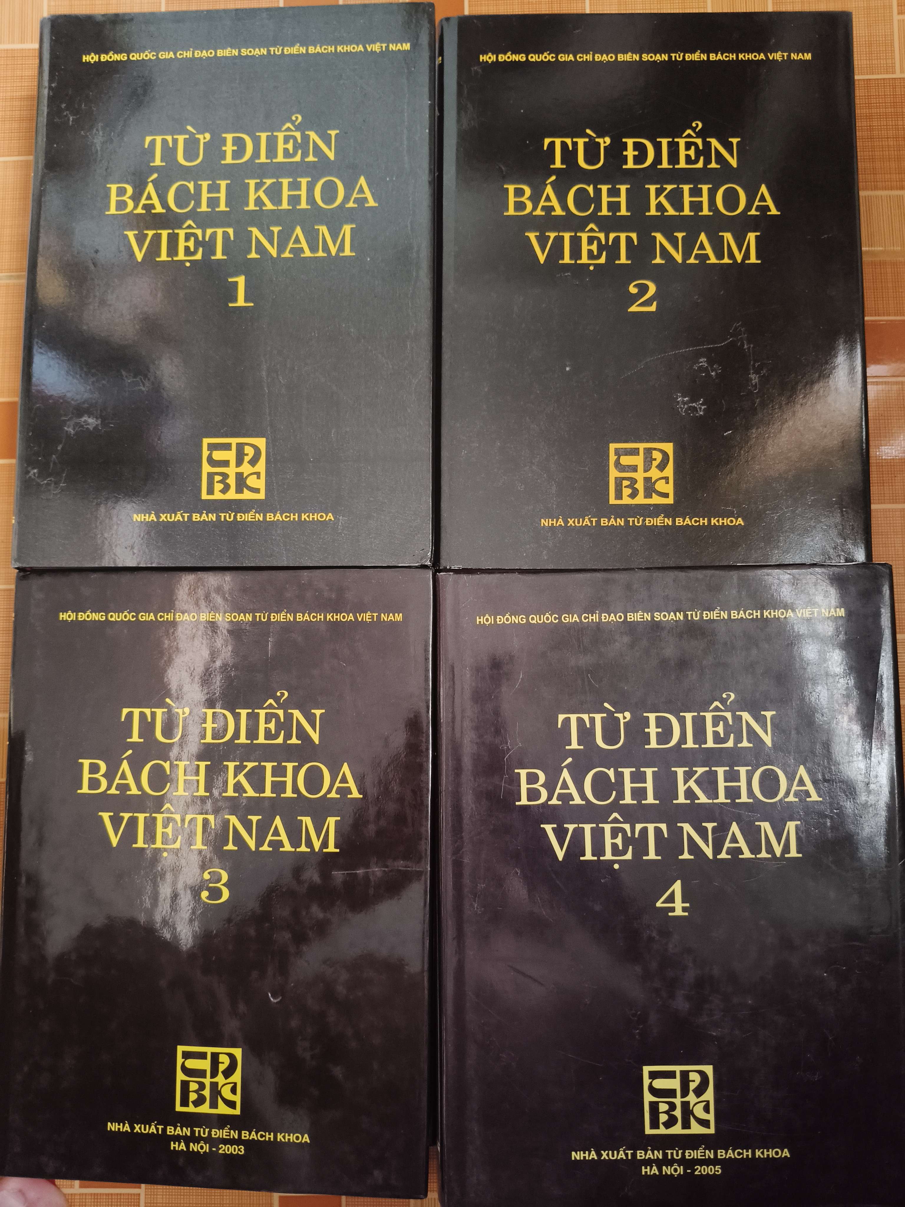 Từ điển bách khoa Việt Nam - 200x - 4283 trang - Bìa cứng - Kt 19 x 27 (Lịch sử Việt Nam) ANTQ