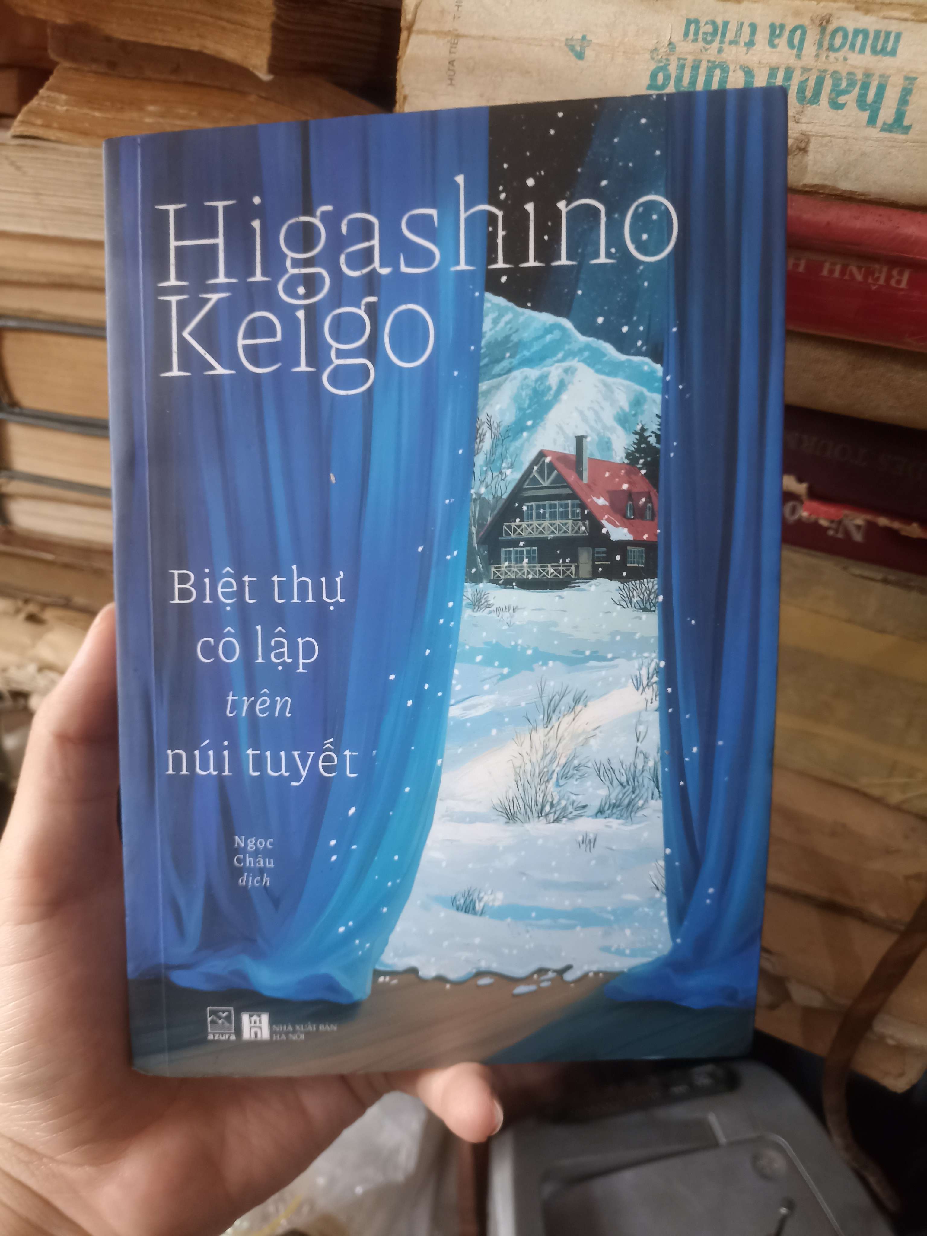 Biệt Thư Cô Lập Trên Núi Tuyết - Higashino Keigo (Tiểu Thuyết) KSX