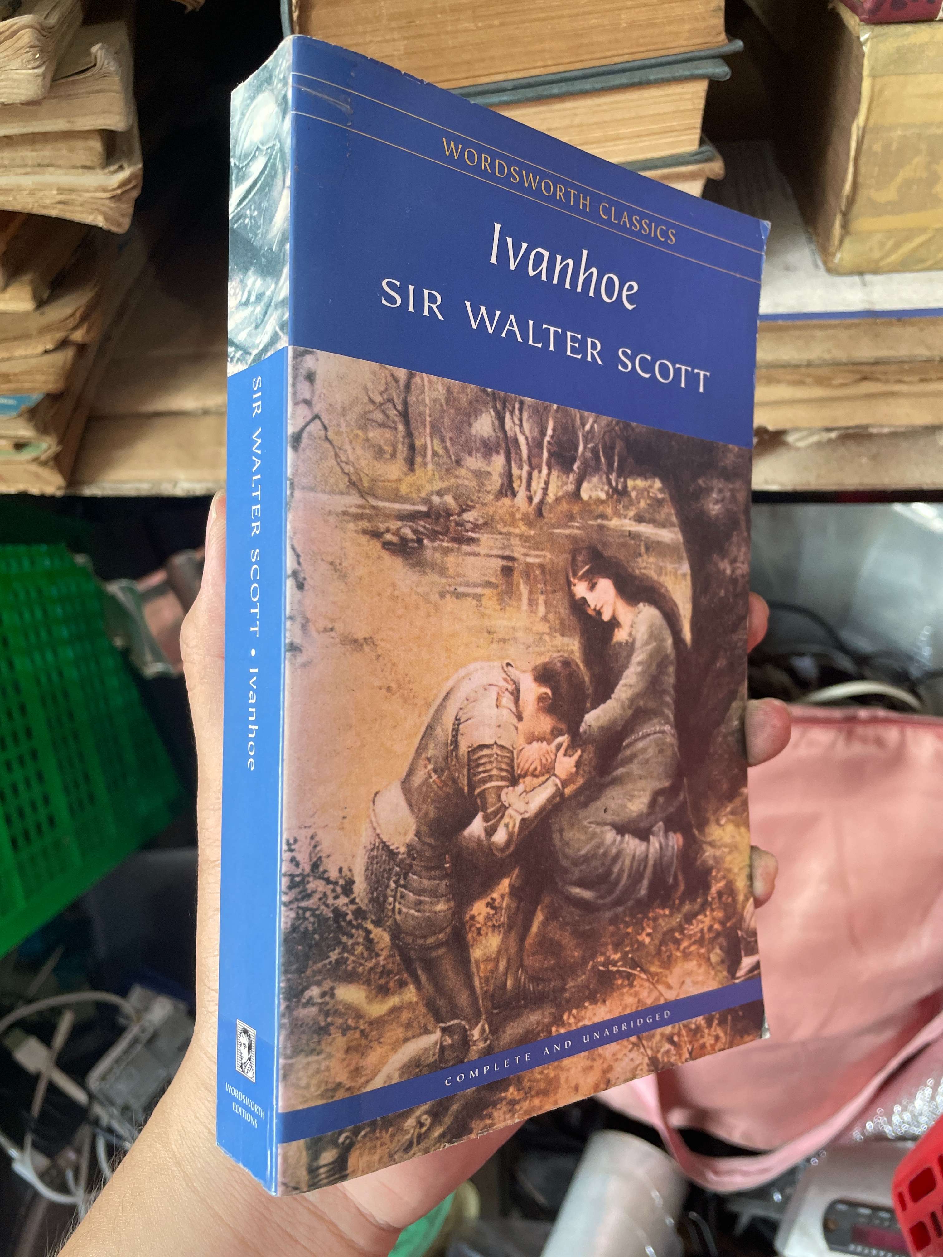 Ivanhoe - Sir Walter Scott (Sách ngoại) KSX