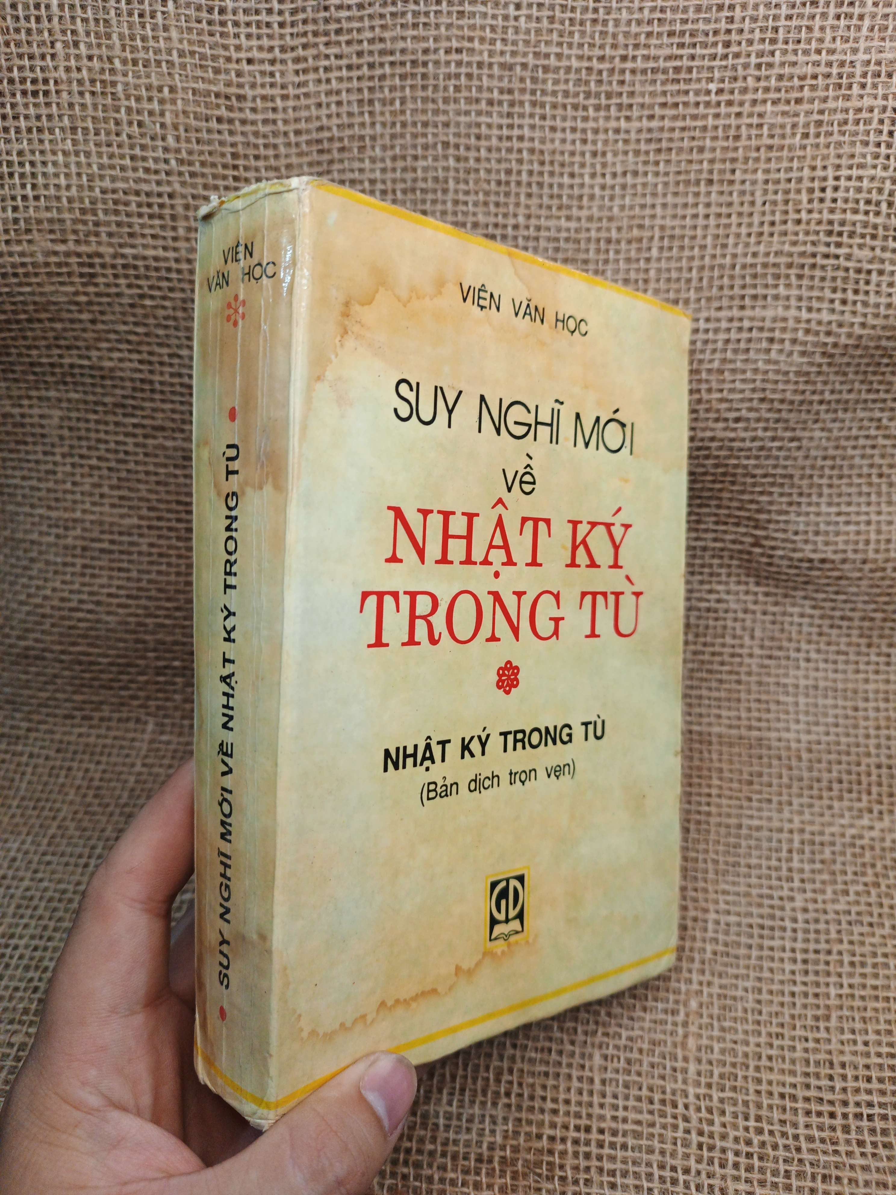 Suy Nghĩ Mới Về Nhật Ký Trong Tù 1993 mới 80% ố (Sách văn học) HMT