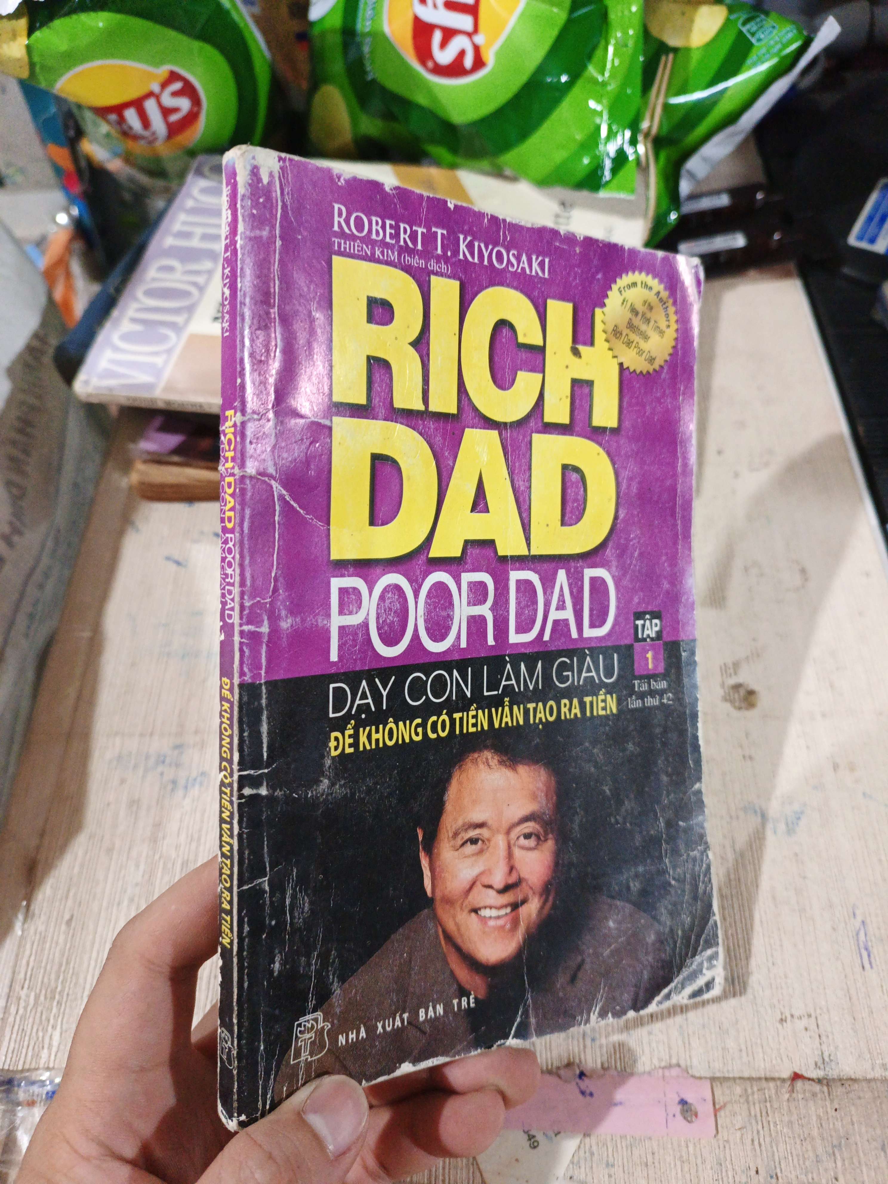 Dạy Con Làm Giàu Tập 1 - Robert T. Kiyosaki sách in (Sách kinh tế - tài chính - chứng khoán) HLSC