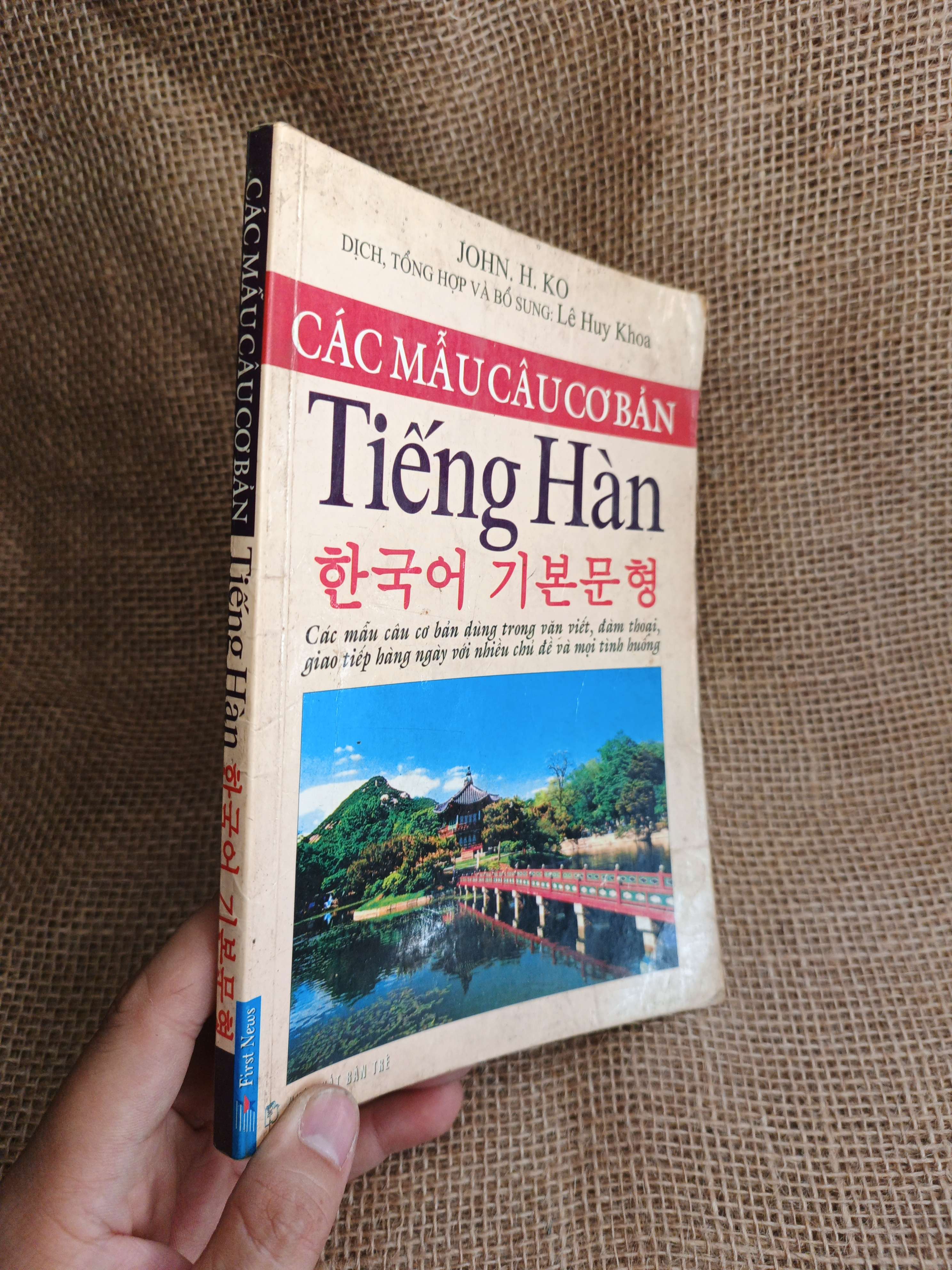 Các Mẫu Câu Cơ Bản Tiếng Hàn - John H. Ko 2005 mới 80% ố (Sách học tiếng Hàn) HLSC