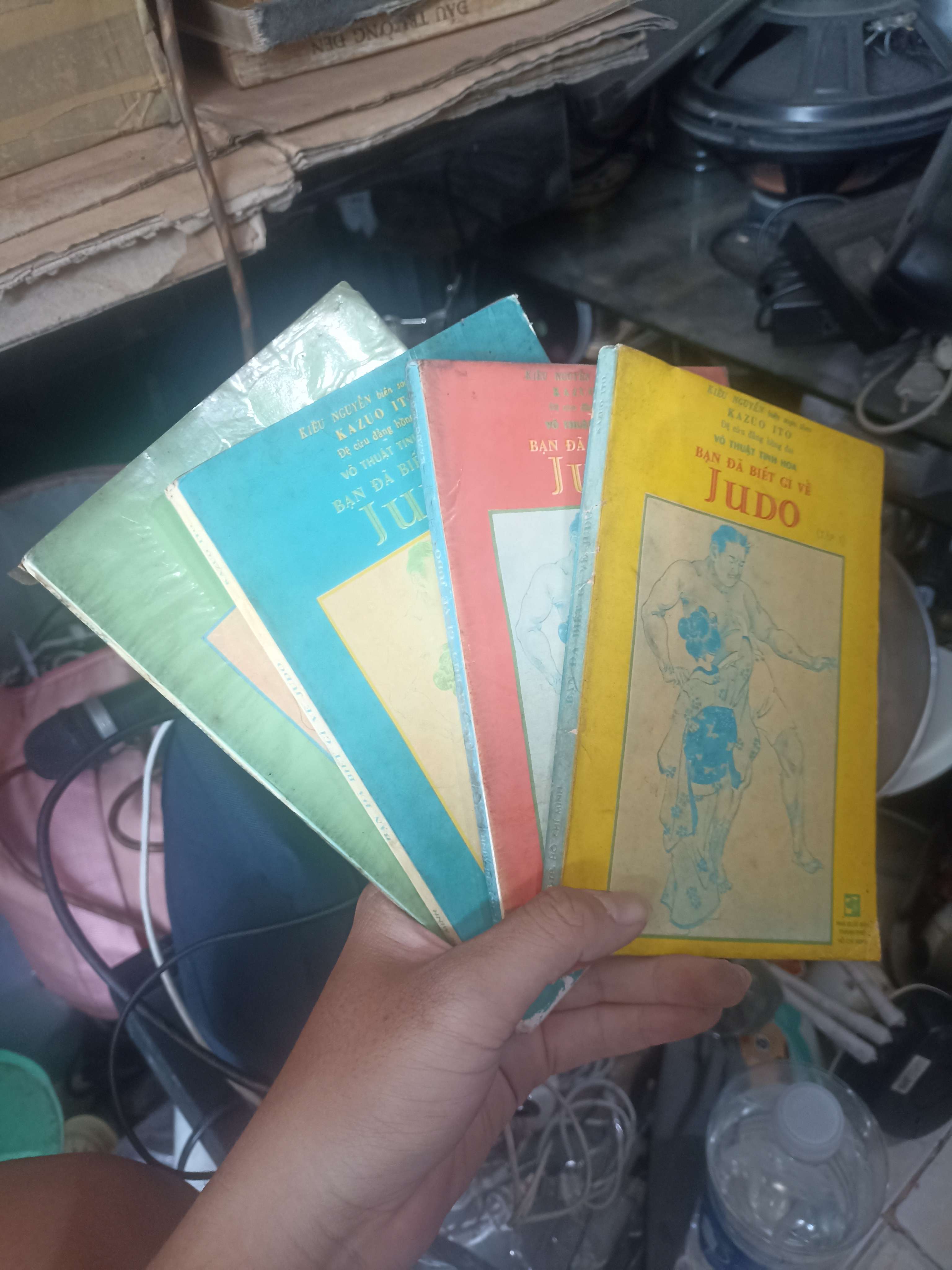 Bạn Đã Biết Gì Về Judo (Tập 1-4) - Kazuo Ito 1990 (Sách kiến thức tổng hợp) KSX