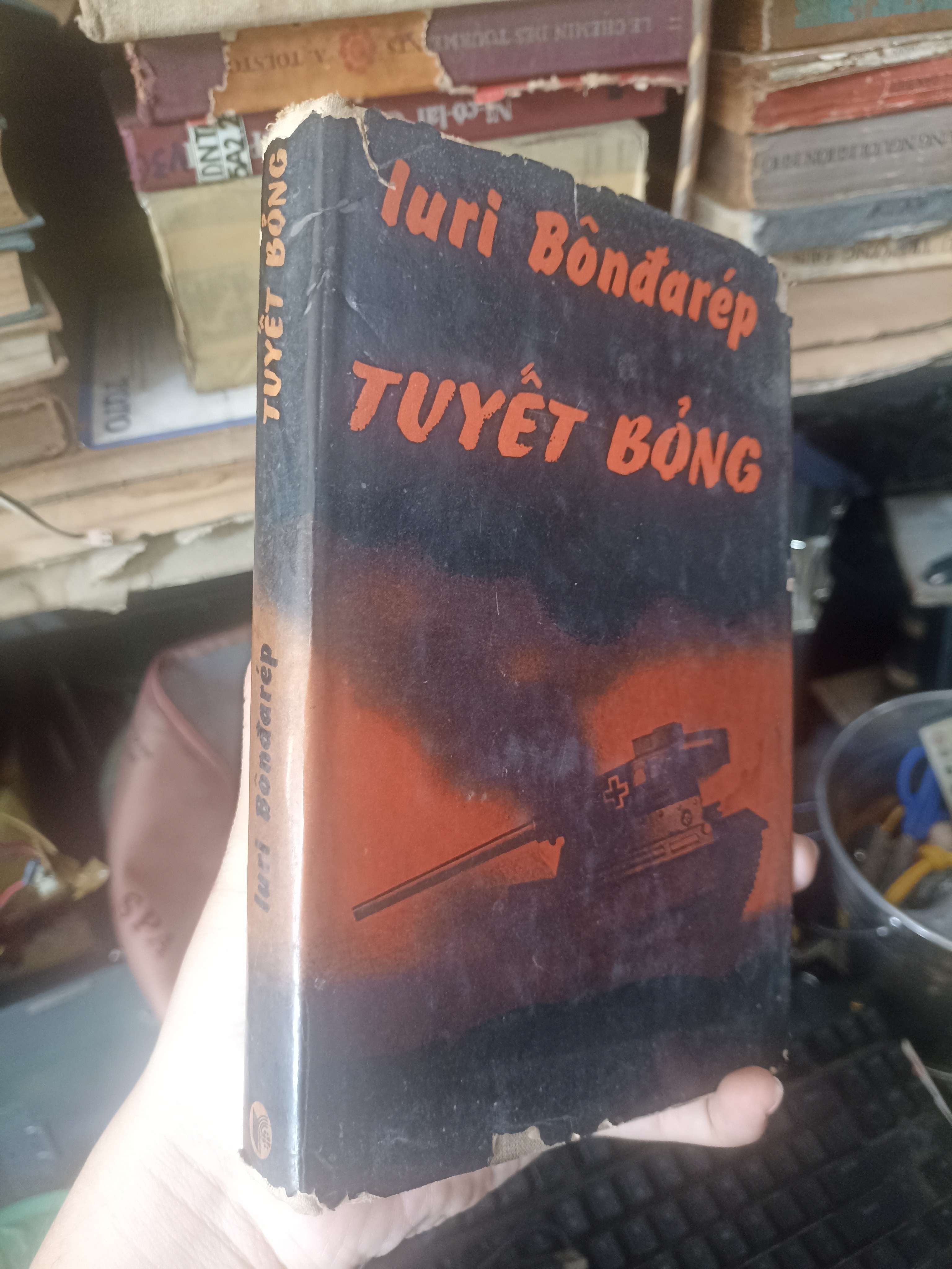 Tuyết bỏng - Iuri Bôndarép 1988 (Văn học nước ngoài) KSX