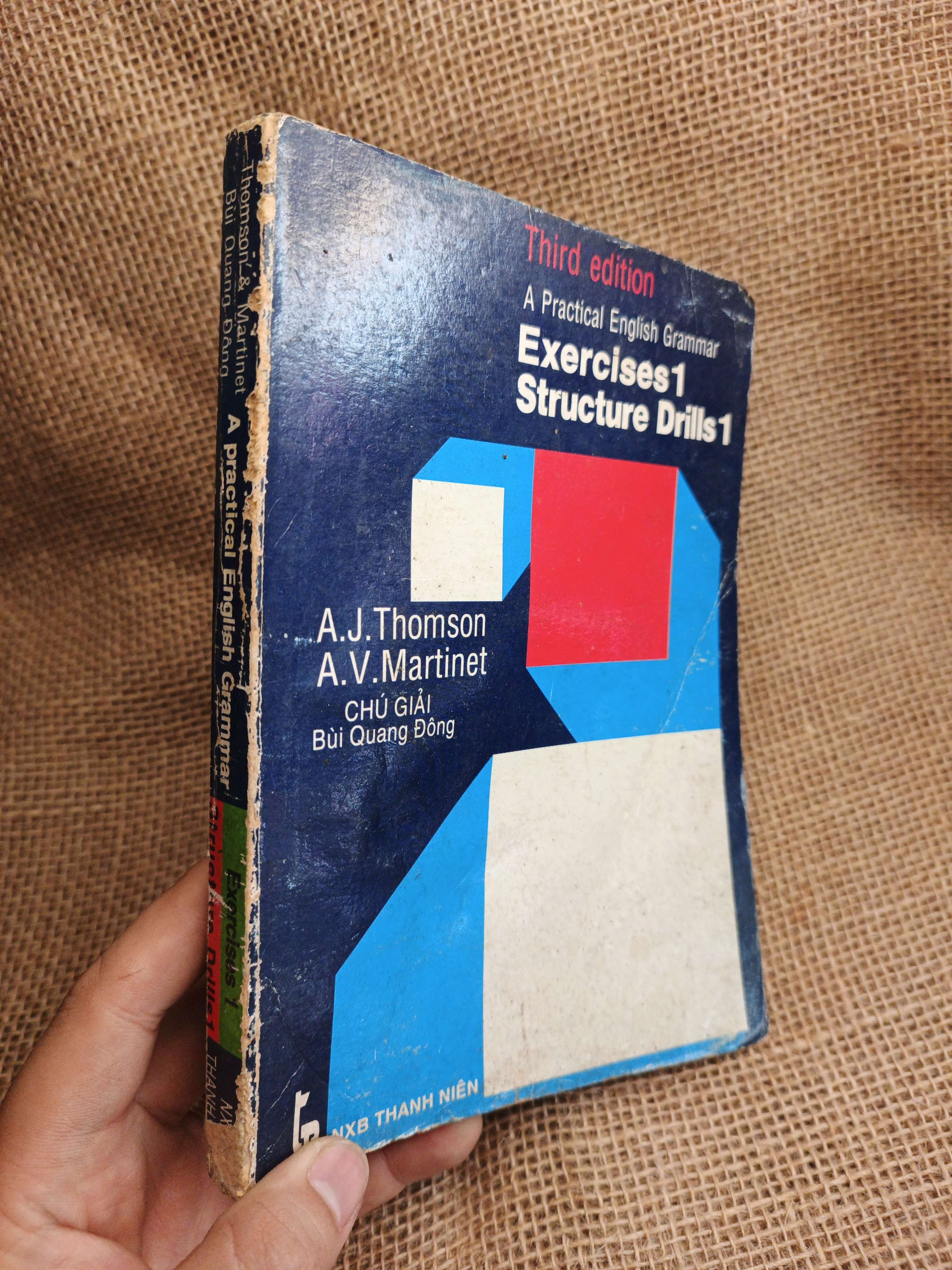 A Practical English Grammar Exercises 1 Structure Drills 1 3rd Edition - A. J. Thomson, A. V. Martinet 2000 mới 80% ố ẫm (Sách tự học tiếng Anh) HLSC
