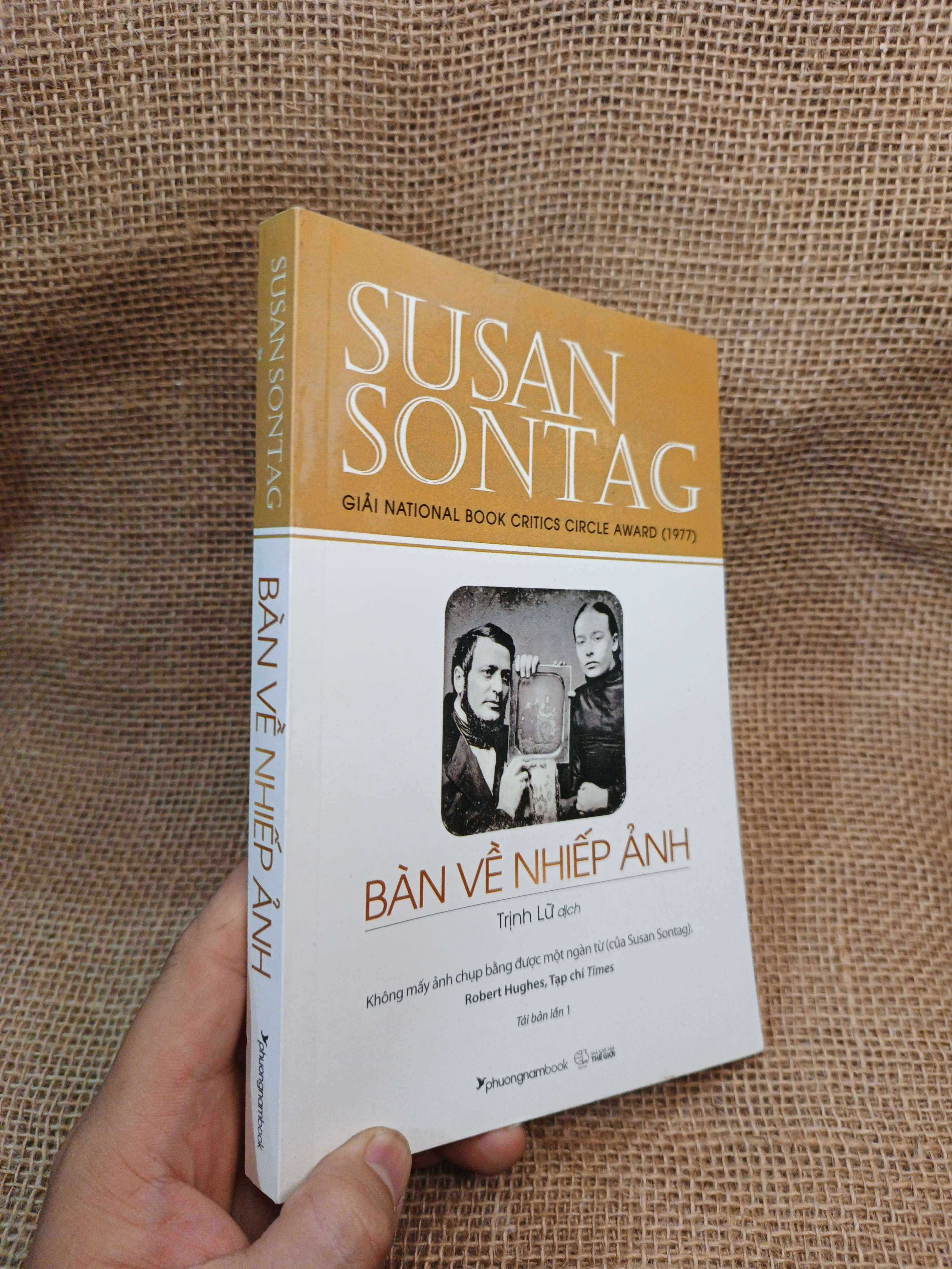 Bàn Về Nhiếp Ảnh - Susan Sontag 2019 mới 90% (Sách văn học) HMT