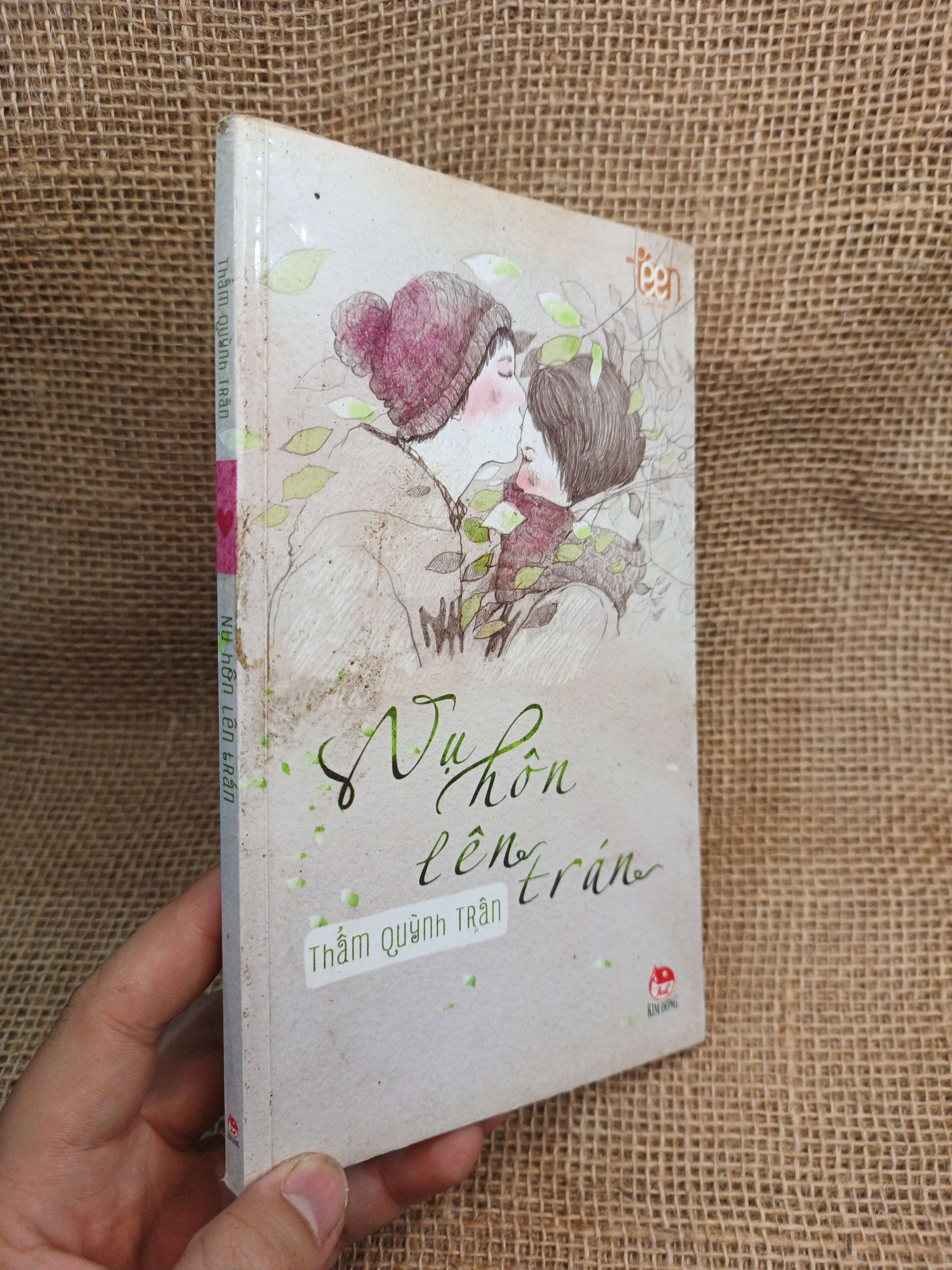 Nụ Hôn Lên Trán - Thẩm Quỳnh Trân 2014 mới 80% ố (Sách văn học) HMT