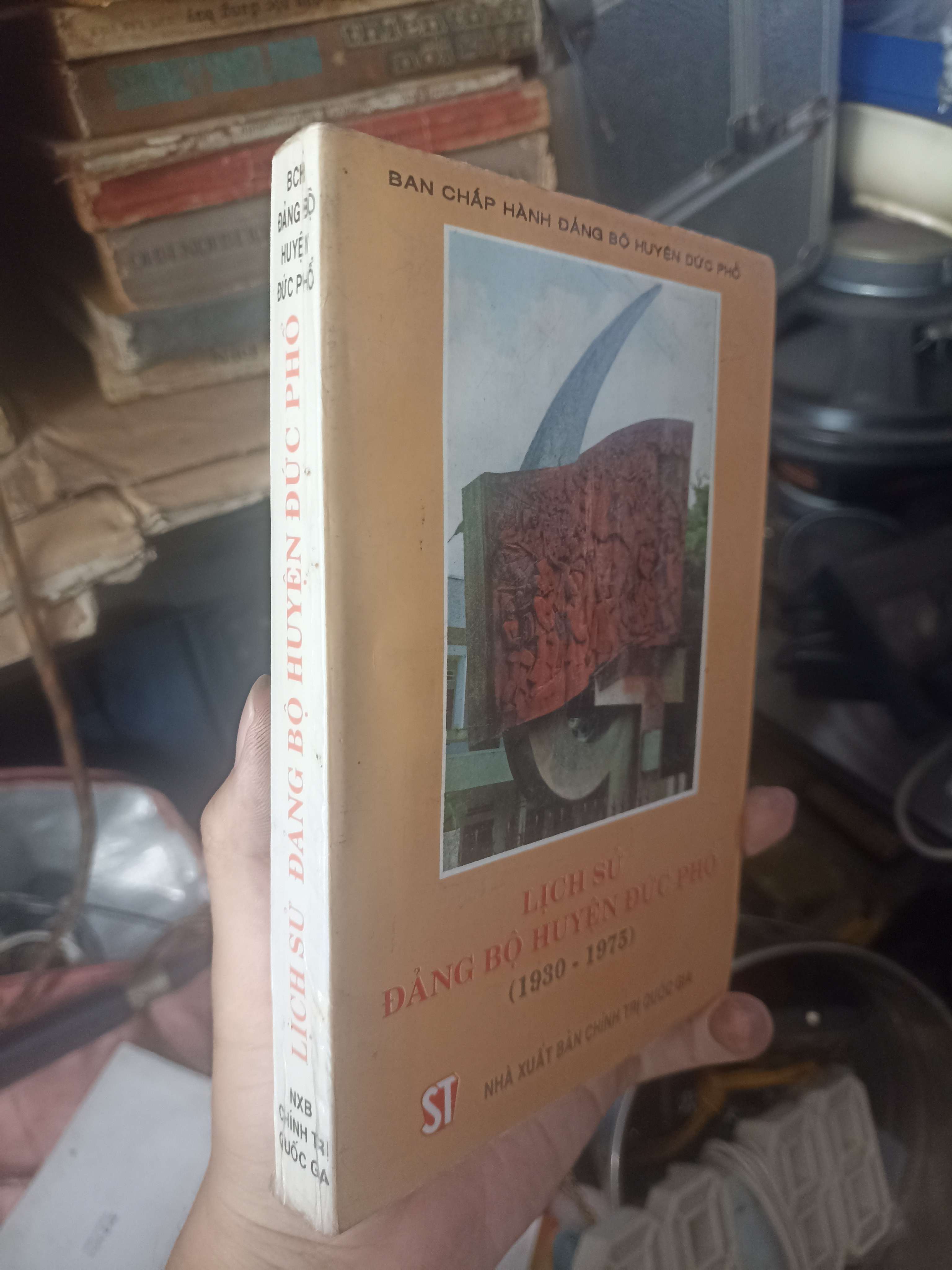 Lịch Sử Đảng Bộ Huyện Đức Phổ (1930 - 1975) 1995 (Lịch sử Việt Nam) KSX