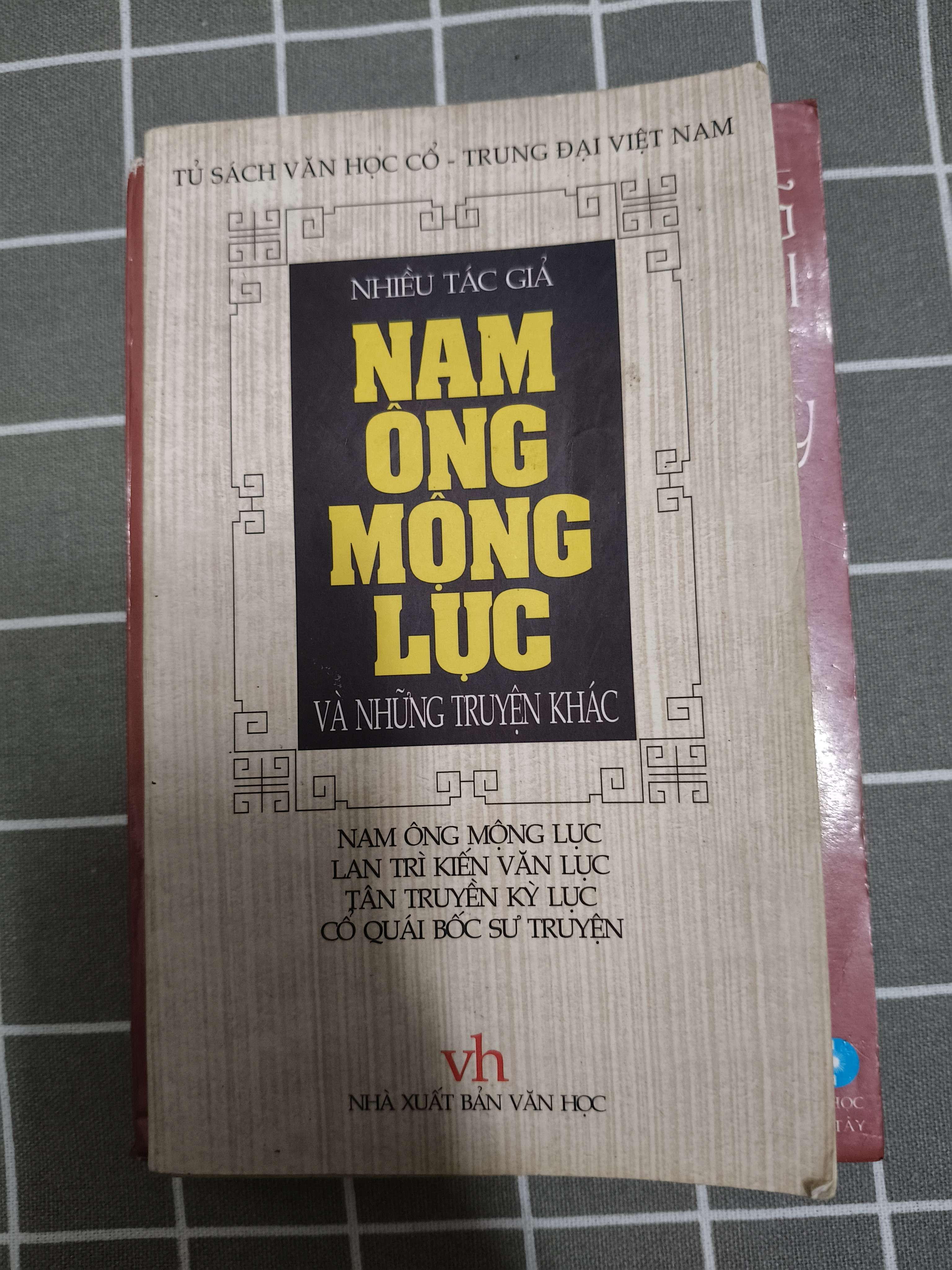 Nam ông mộng lục - 2001 - 230 trang (Sách văn học) ANTQ