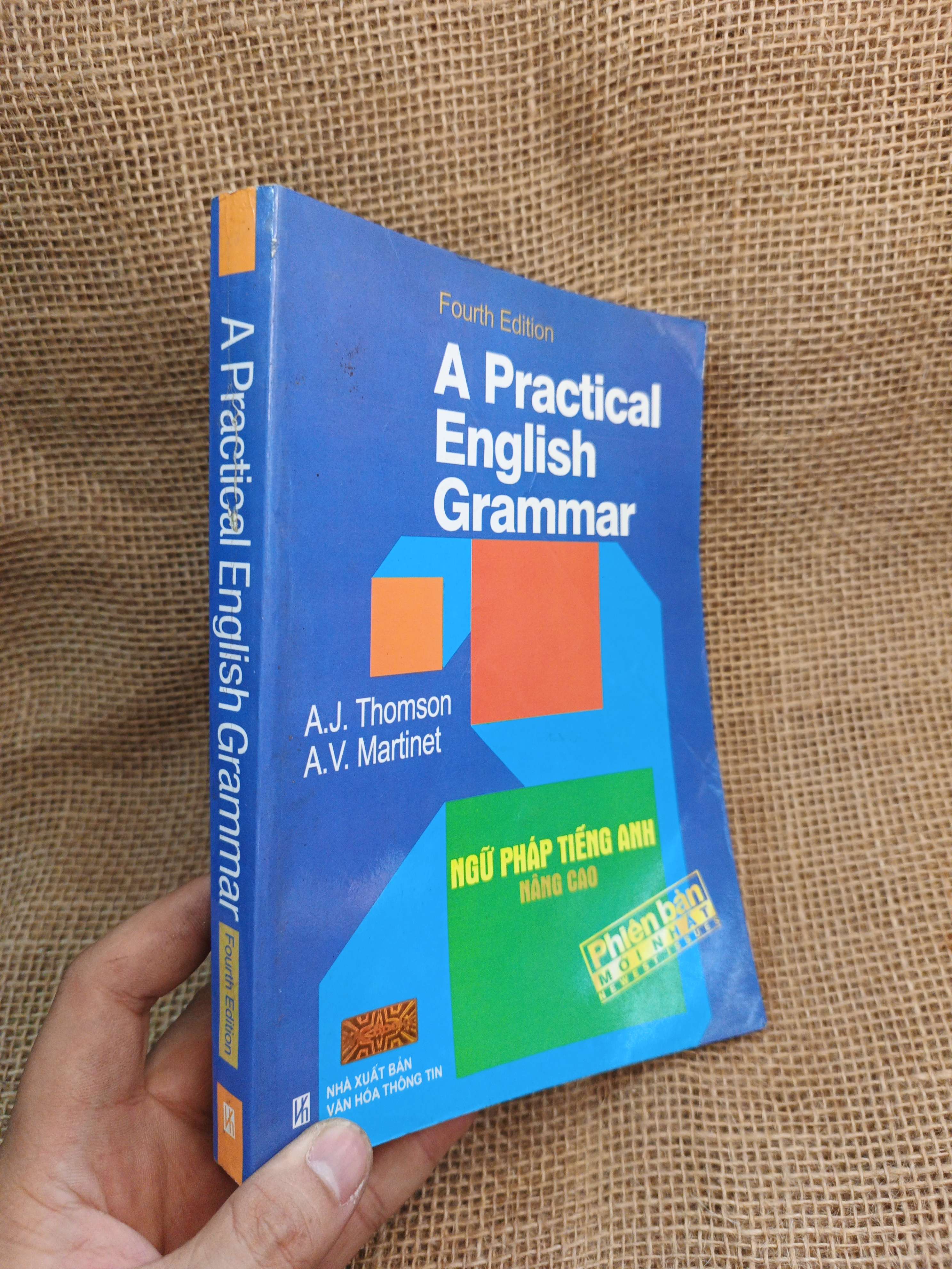 A Practical English Grammar 4th Edition - A. J. Thomson, A. V. Martinet 2011 mới 90% (Sách tự học tiếng Anh) HLSC