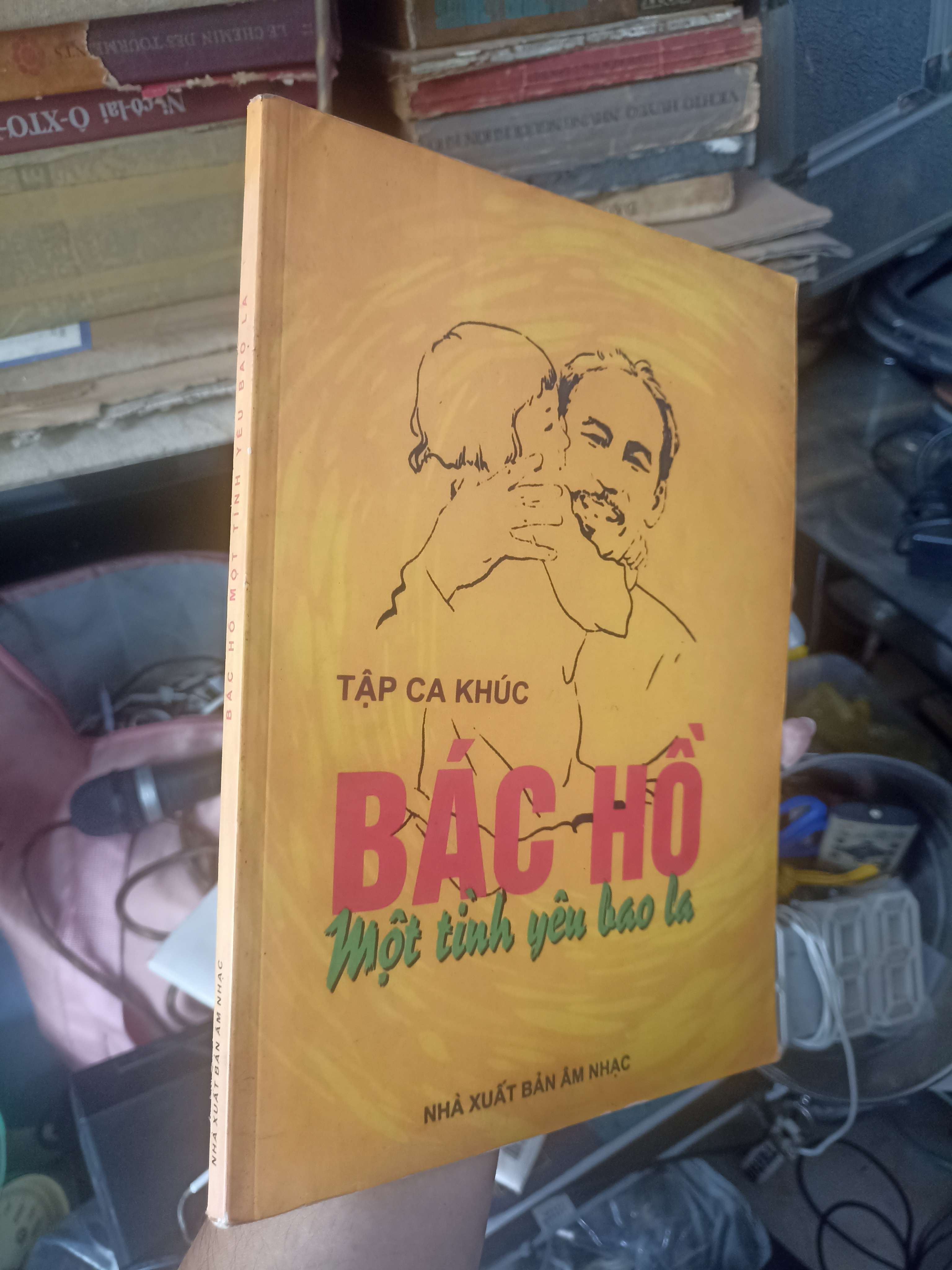 Bác Hồ Một Tình Yêu Bao La 2014 (Sách kiến thức tổng hợp) KSX