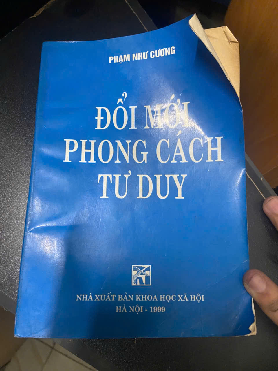 Đổi mới phong cách tư duy - Phạm Như Cương (Sách chuyên khảo, khảo cứu) VAVO