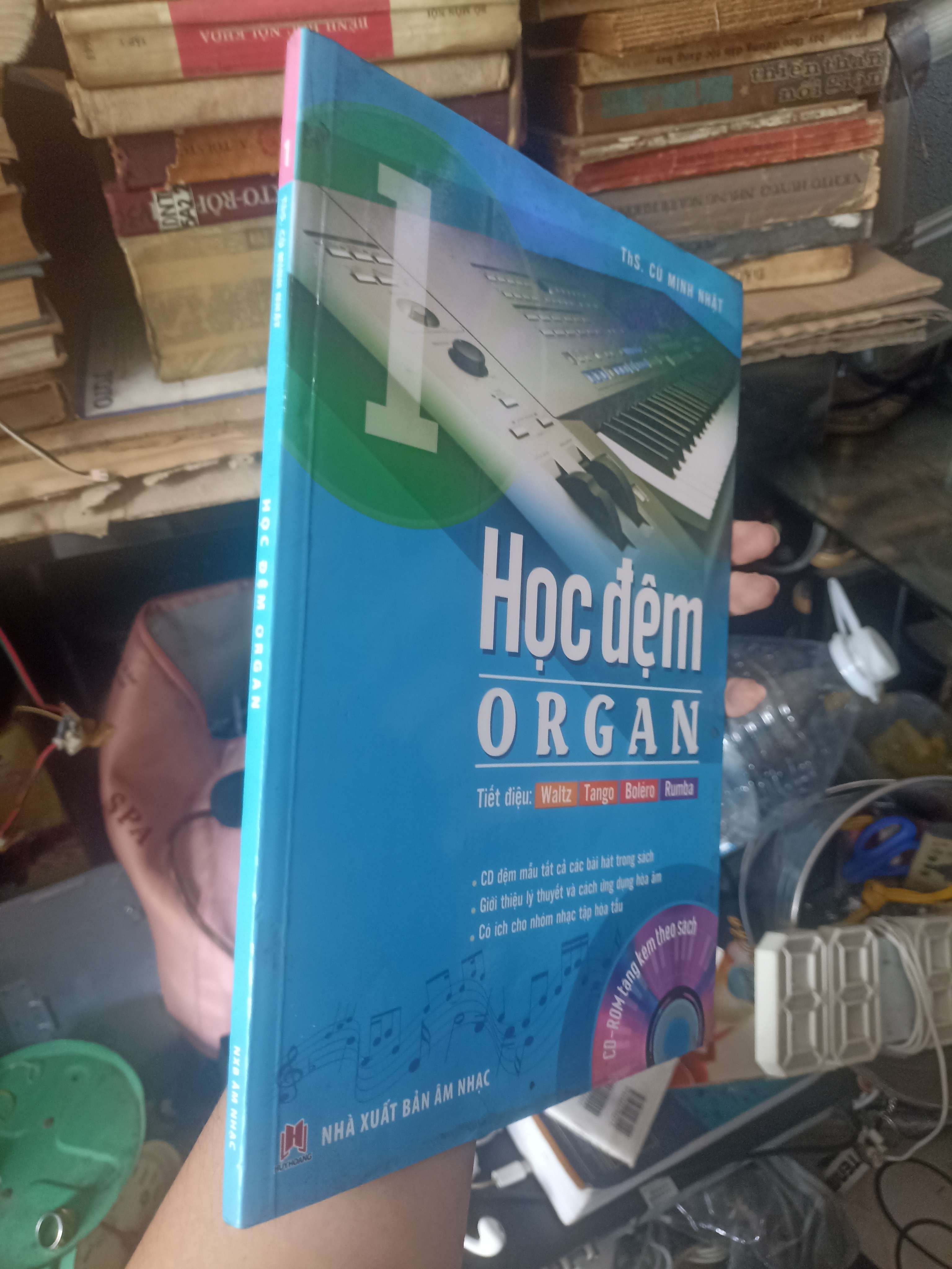 Học Đệm Organ - Ths. Cù Minh Nhật 2015 (Sách kiến thức tổng hợp) KSX