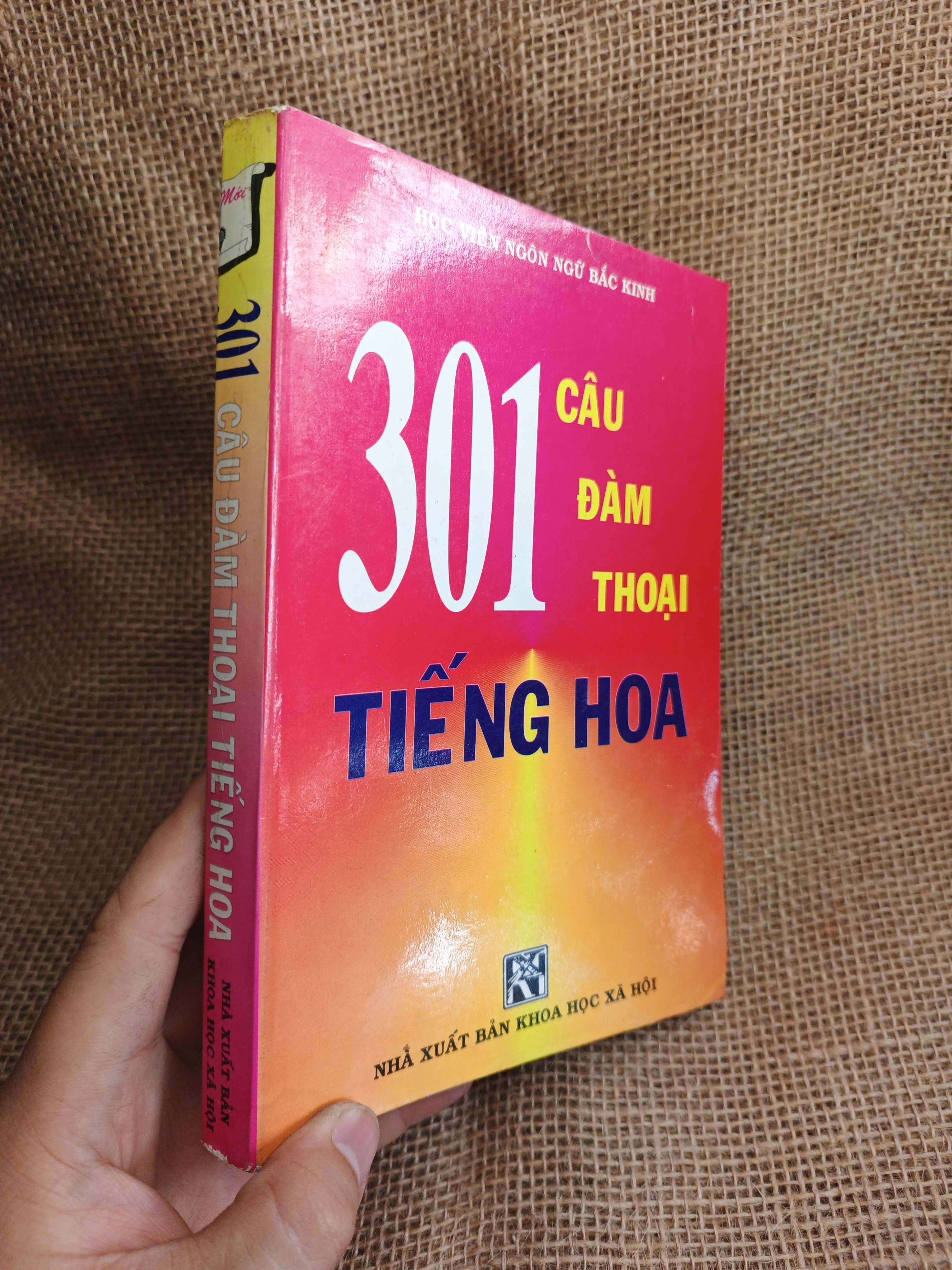 301 Câu Đàm Thoại Tiếng Hoa 2004 mới 80% ẫm ố (Sách học ngoại ngữ khác) HLSC