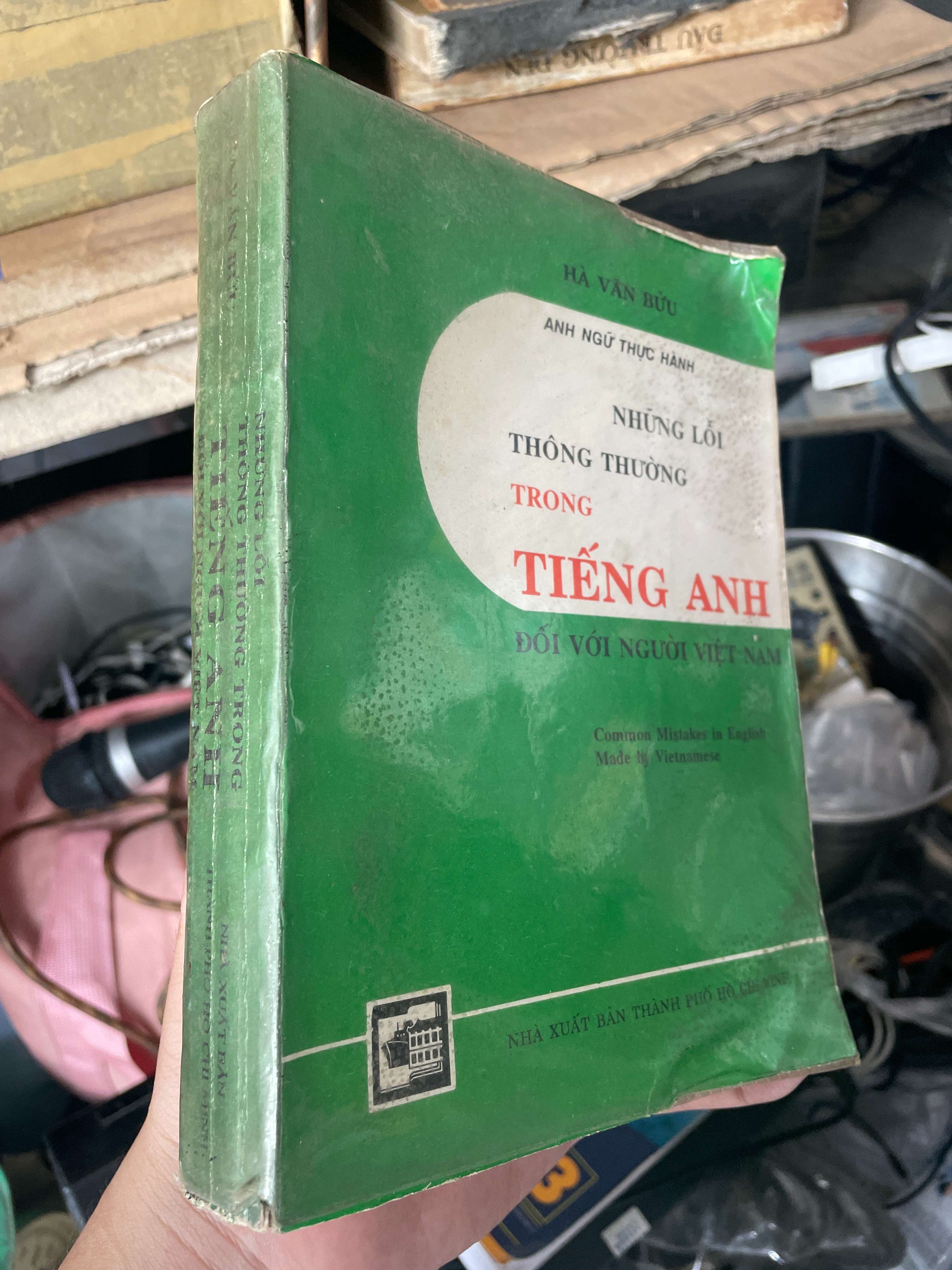 Những Lỗi Thông Thường Trong Tiếng Anh - Hà Văn Bửu 1994 (Sách tự học tiếng Anh) KSX