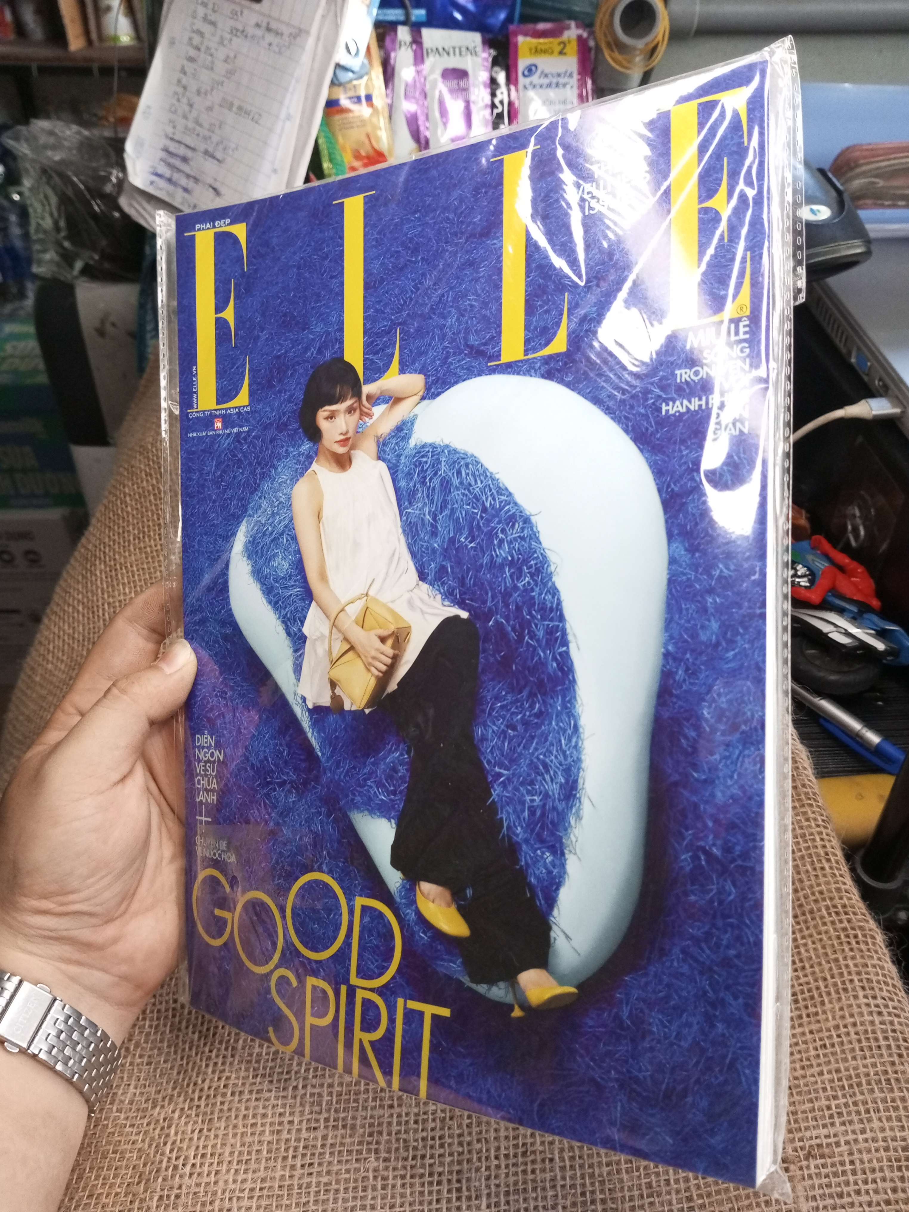 Phái Đẹp Elle Việt Nam - Miu Lê - Good Spirit (Tạp chí) HMT