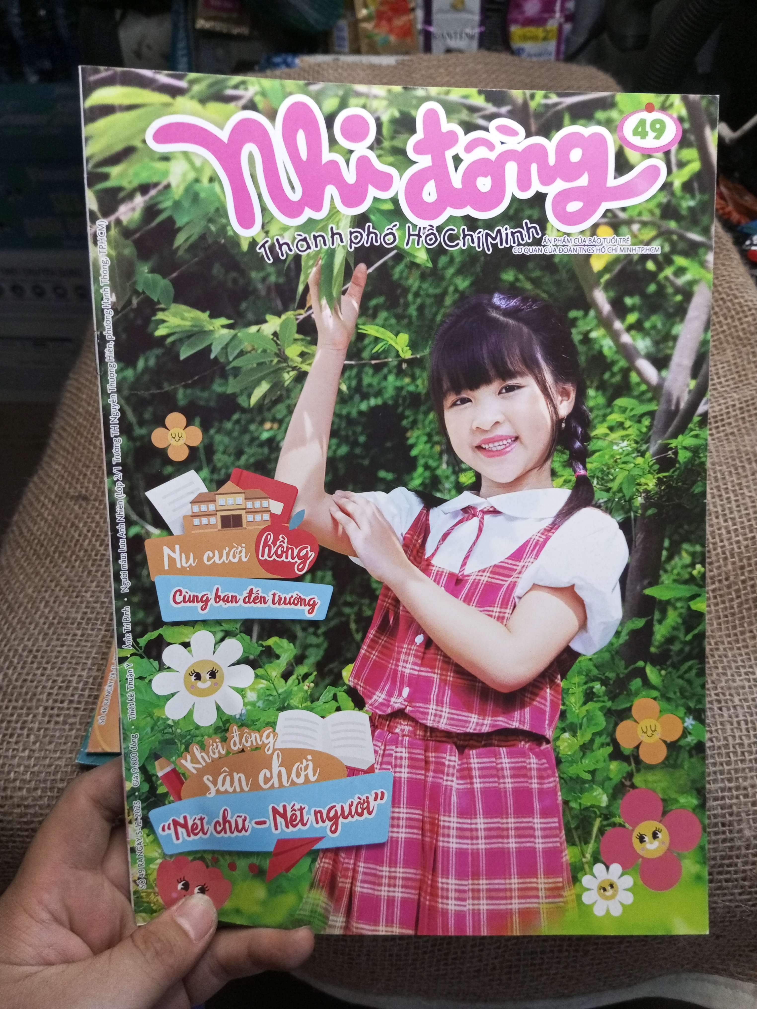 Nhi Đồng Thành Phố Hồ Chí Minh Số 49 - Nụ Cười Hồng Cùng Bạn Đến Trường (Tạp chí) HLSC