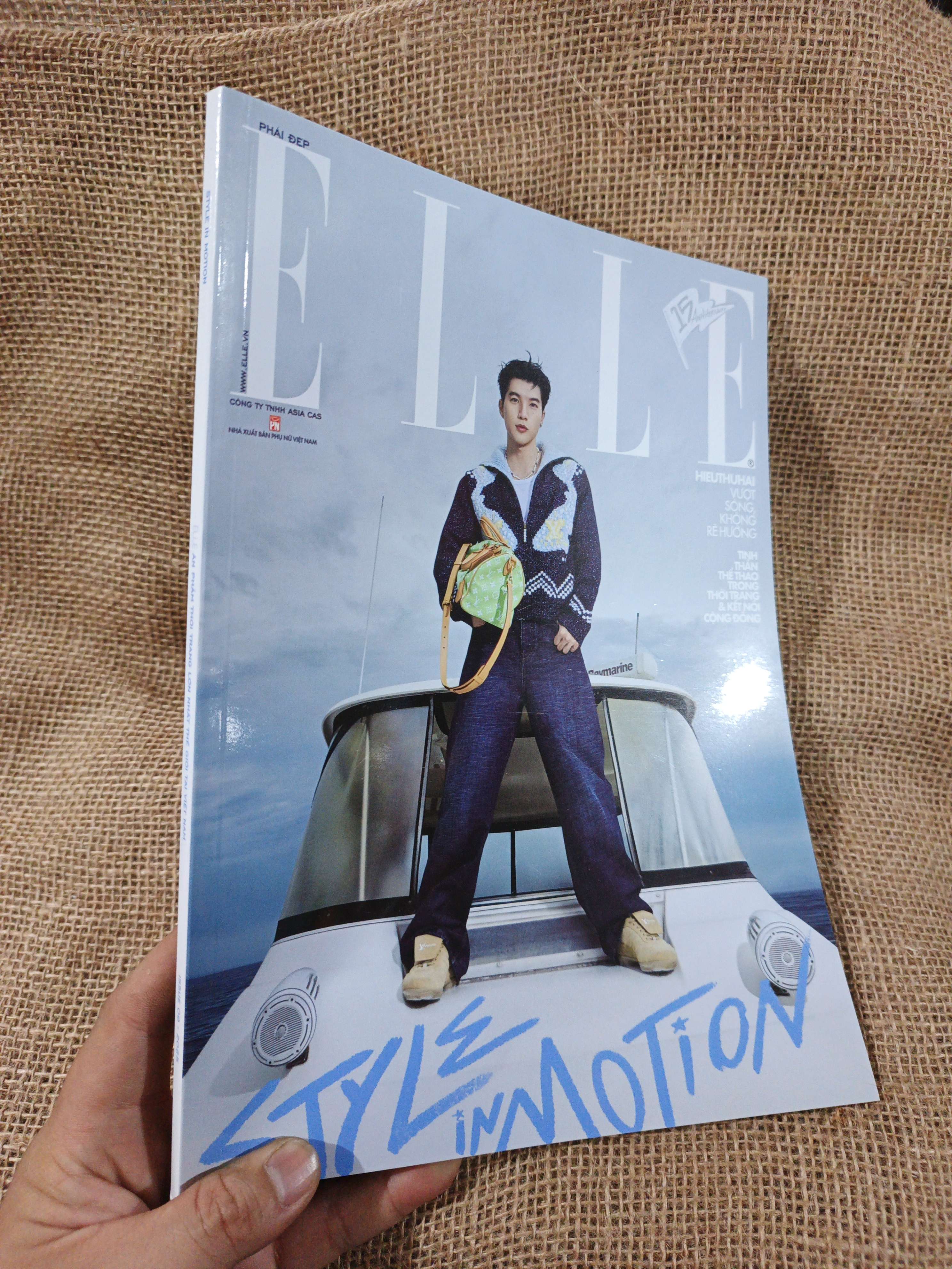 Phái Đẹp Elle Việt Nam - Hieuthuhai Vượt Sóng Không Rẽ Hướng - Style In Motion mới 90% (Tạp chí) HMT