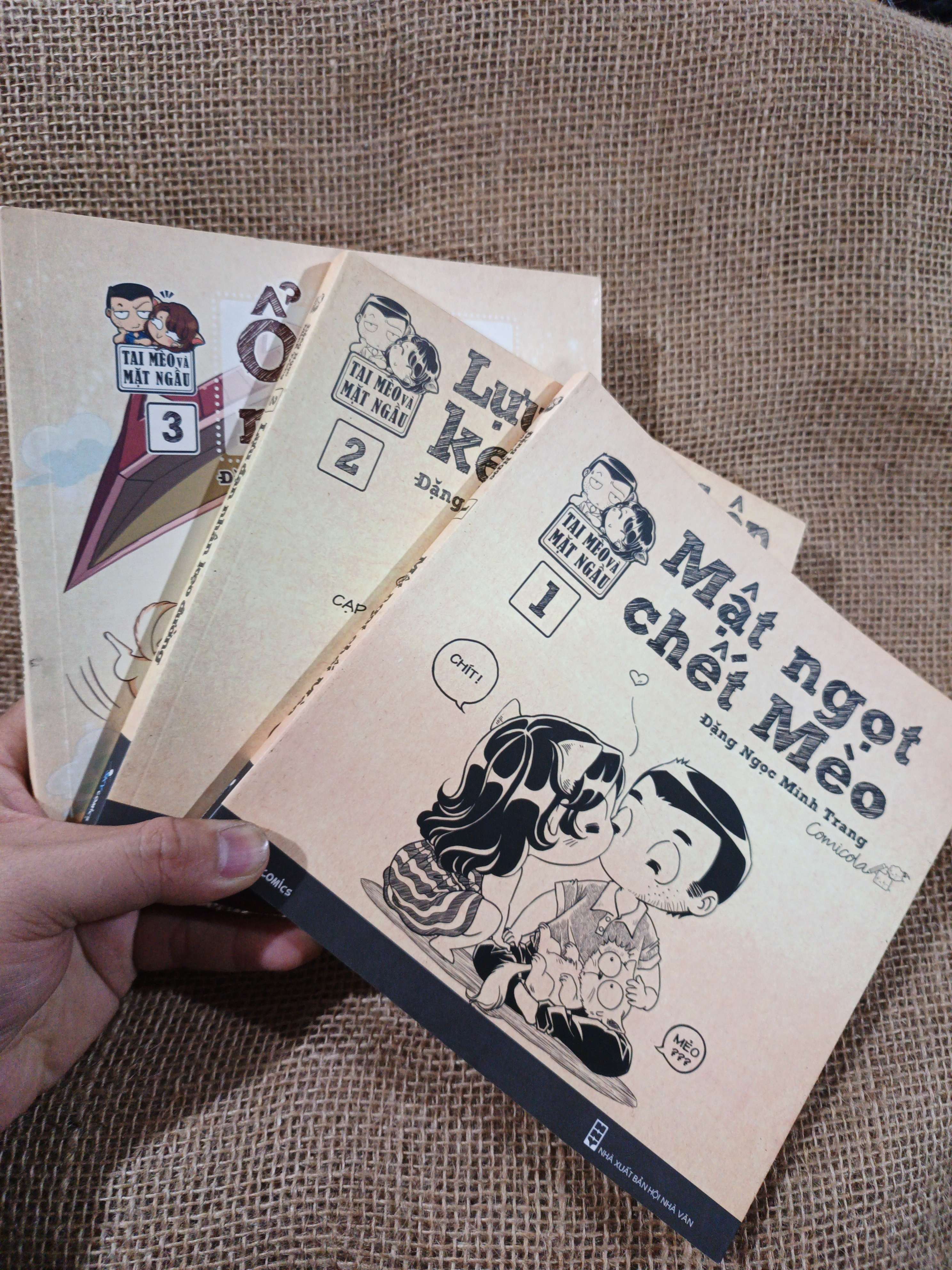 3 cuốn Tai mèo và Mặt gấu tập 1+2+3 mới 90% (Truyện tranh ) HMT