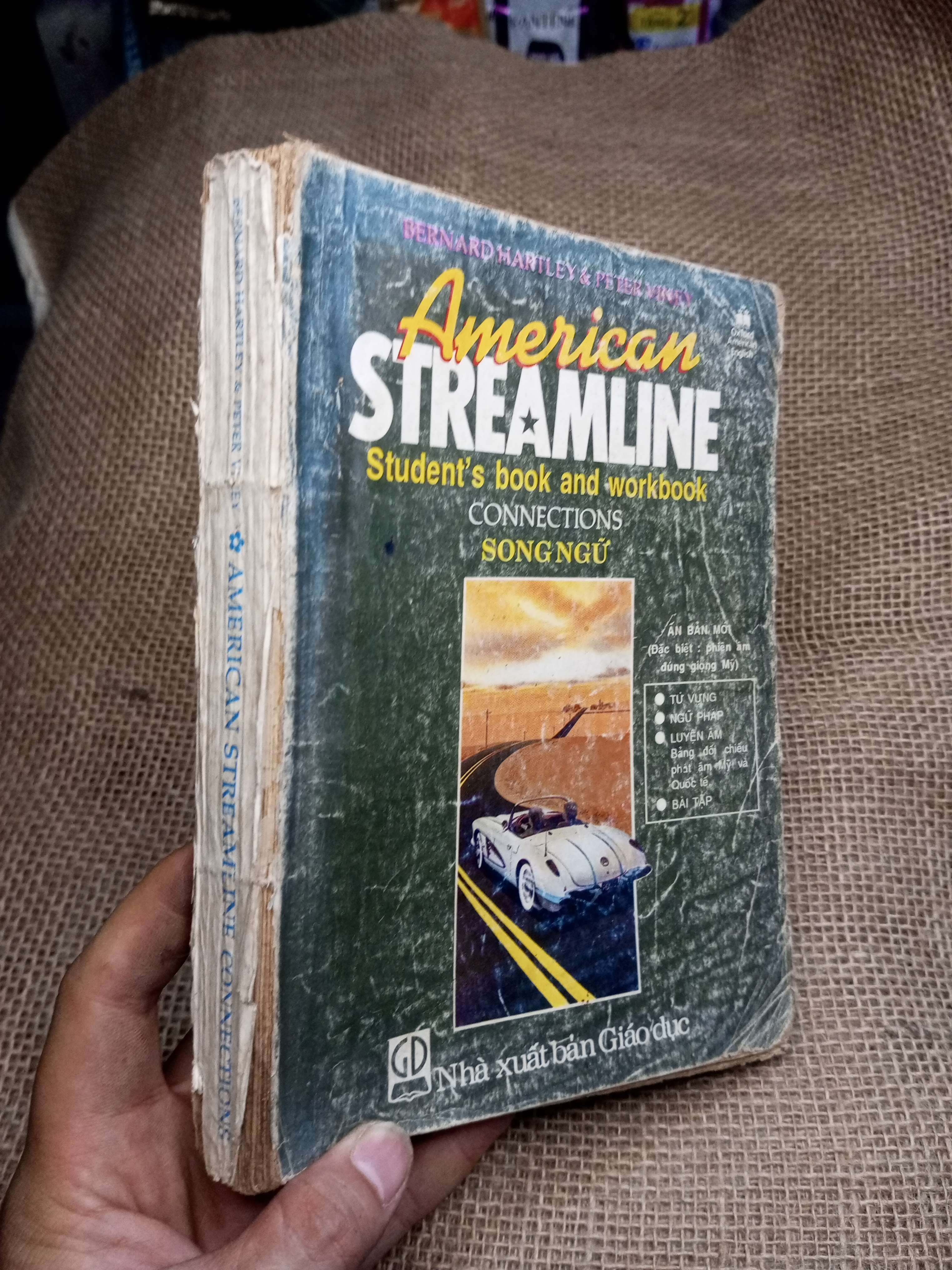 American Streamline Student's Book and Workbook Connections Song Ngữ - Bernard Hartley, Peter Viney 1997 mới 70% ố rách gáy (Sách tự học tiếng Anh) HLSC