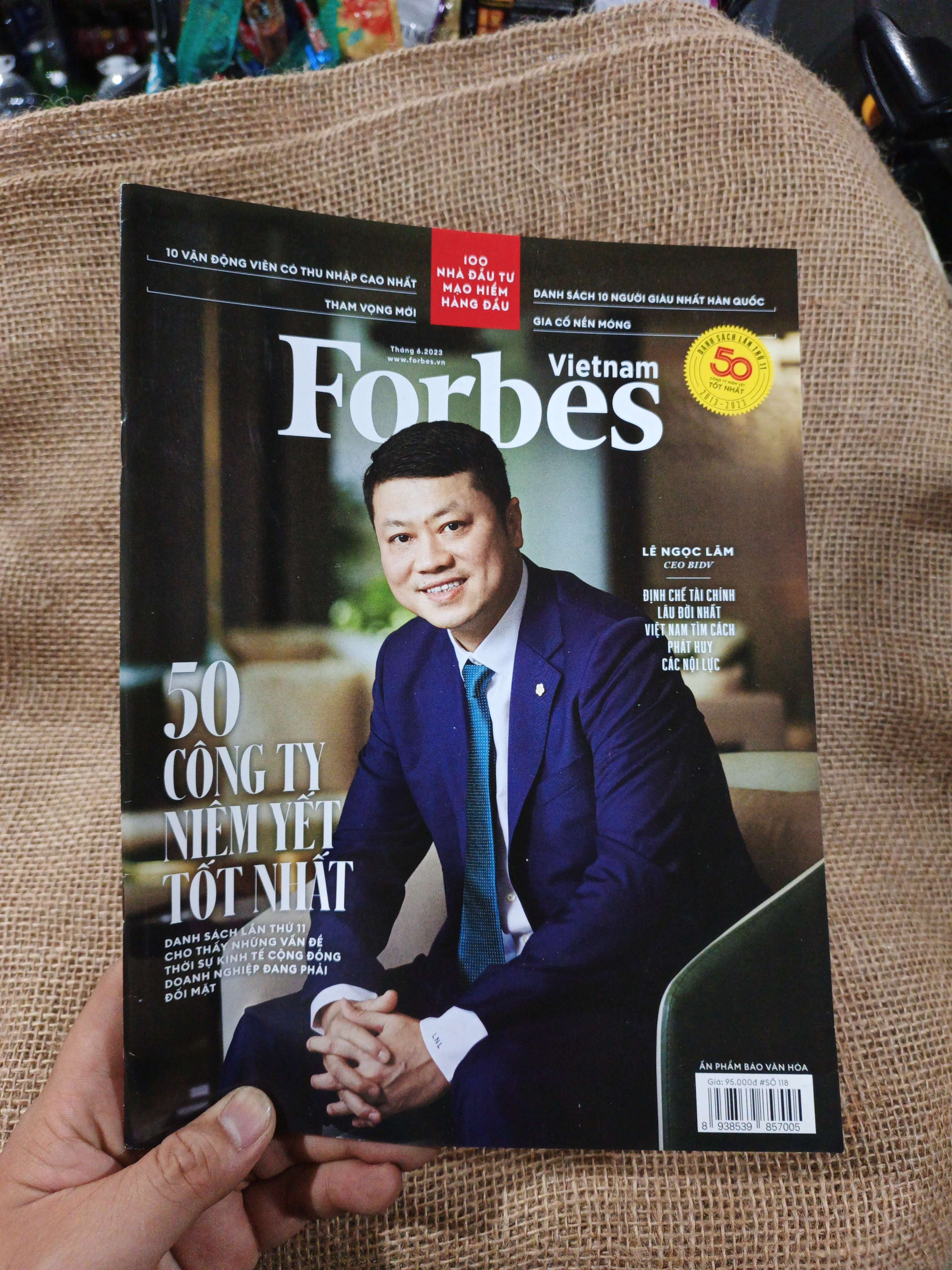 Forbes Vietnam - 50 Công Ty Niêm Yết Tốt Nhất Lê Ngọc Lâm CEO BIDV mới 90% (Tạp chí) HMT