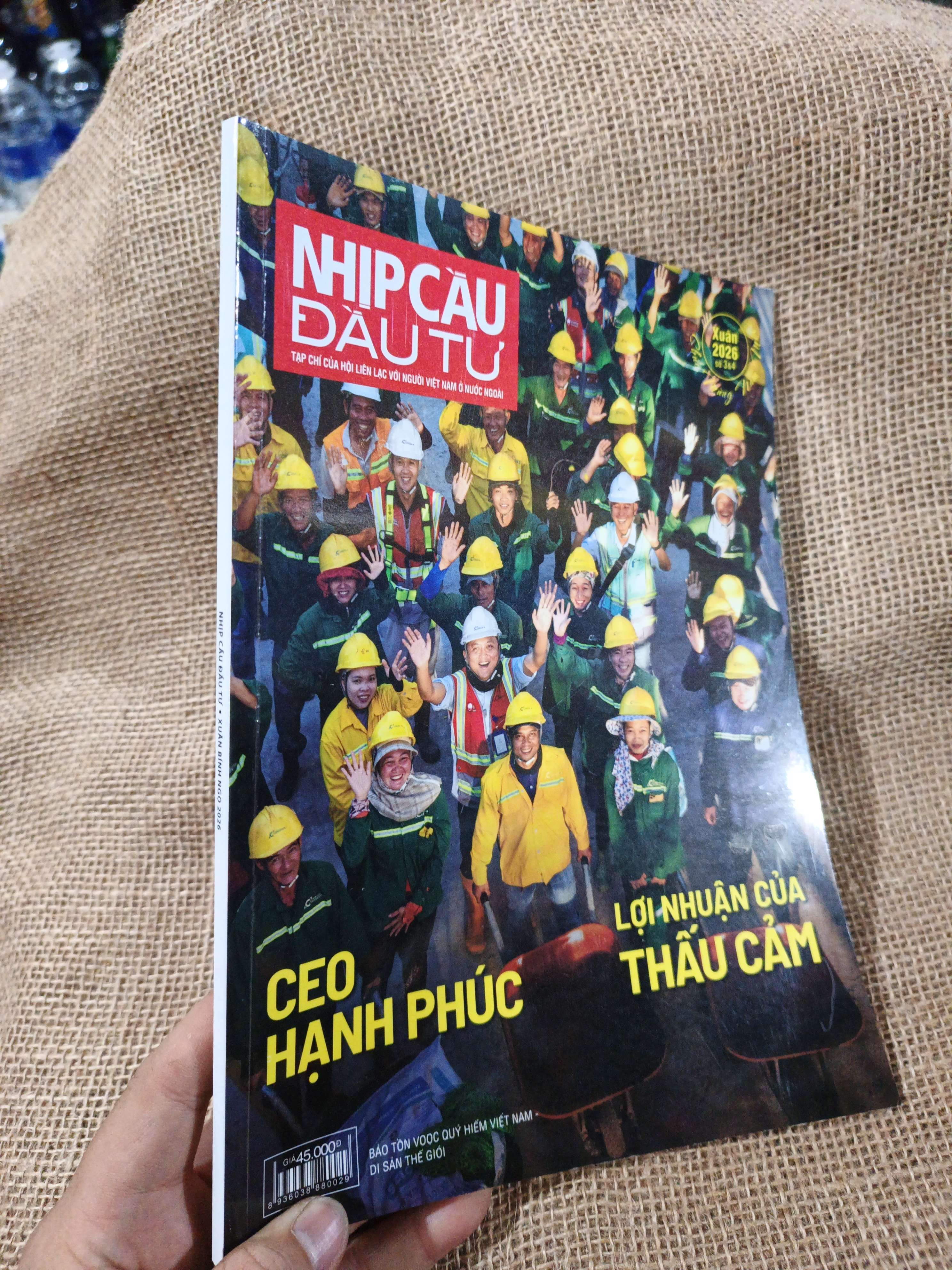 Nhịp Cầu Đầu Tư Xuân 2026 Số 944 CEO Hạnh Phúc Lợi Nhuận Của Thấu Cảm mới 90% (Tạp chí) HMT