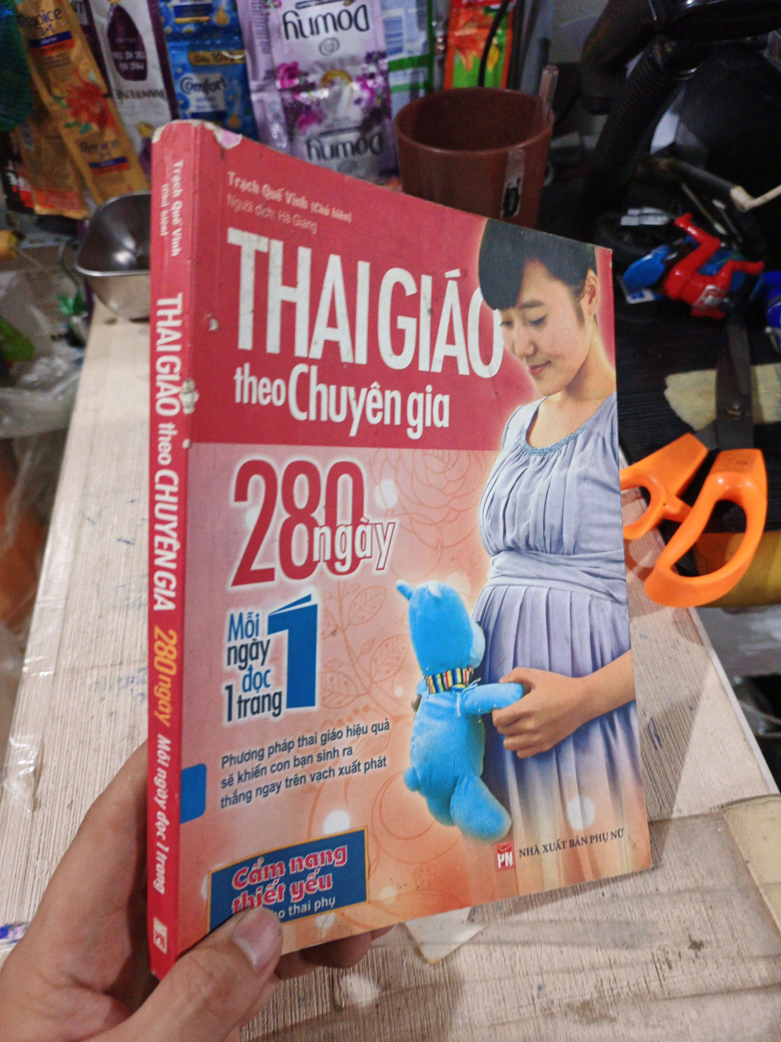 Thai Giáo Theo Chuyên Gia 280 Ngày Mỗi Ngày Đọc 1 Trang - Trạch Quế Vinh 2018 mới 80% ố (Sách Y học - Sức khỏe - Thể thao) HLSC