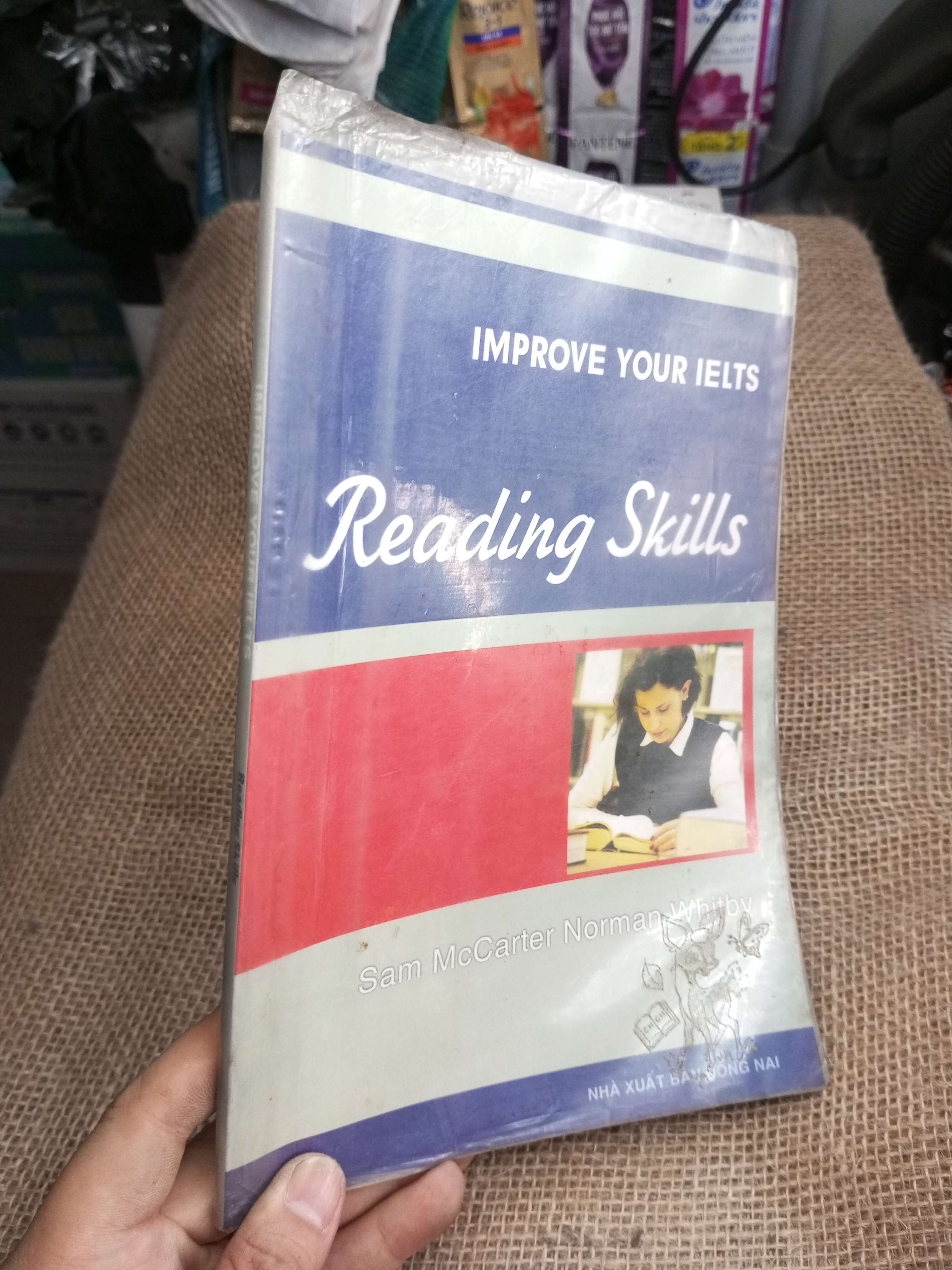 Improve Your IELTS Reading Skills - Sam McCarter, Norman Whitby 2009 mới 80% (Sách tự học tiếng Anh) HLSC