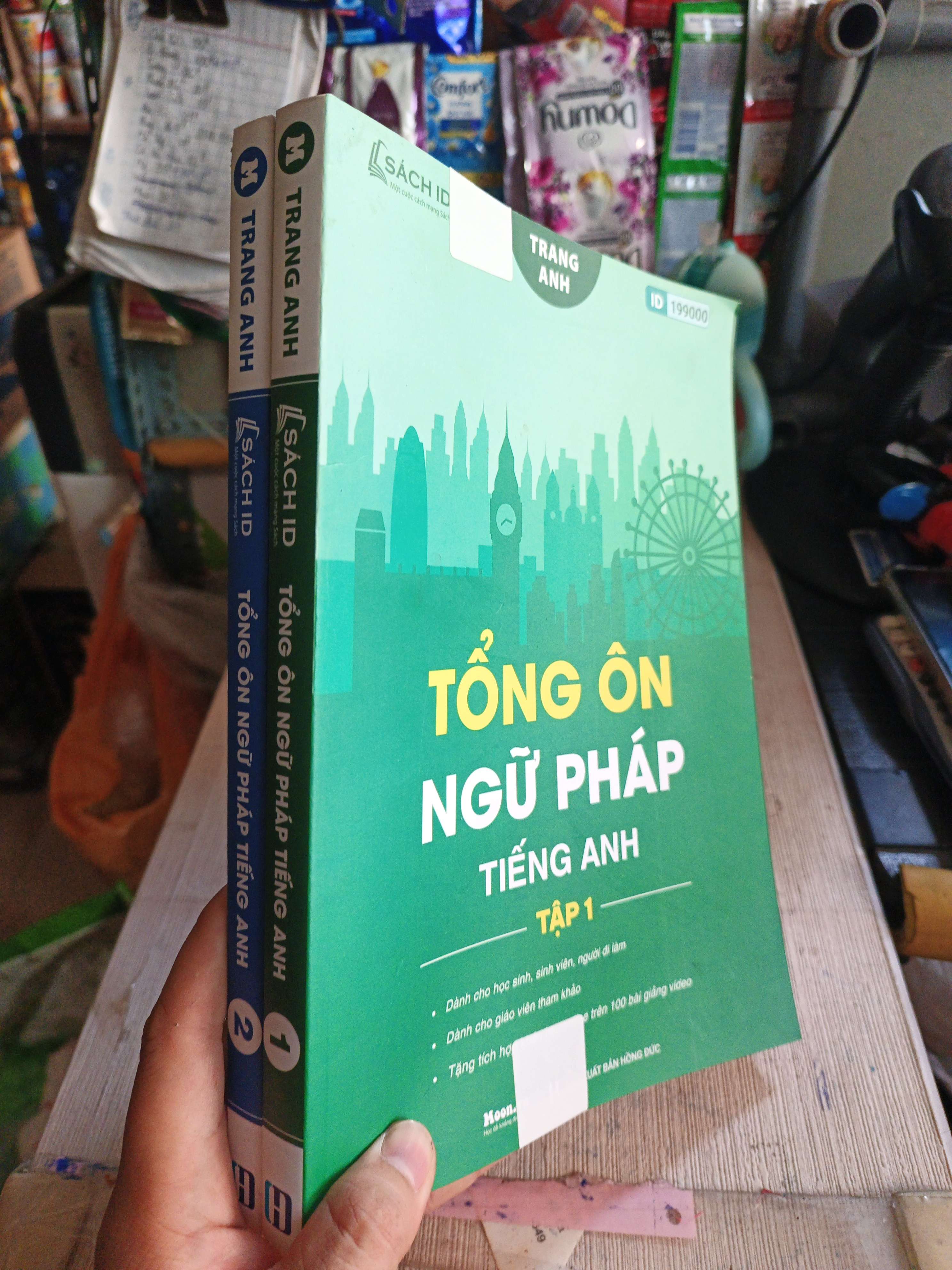 2 cuốn Tổng ôn Ngữ pháp tiếng anh tập 1+2 mới 90% (Tham khảo - luyện thi) HLSC
