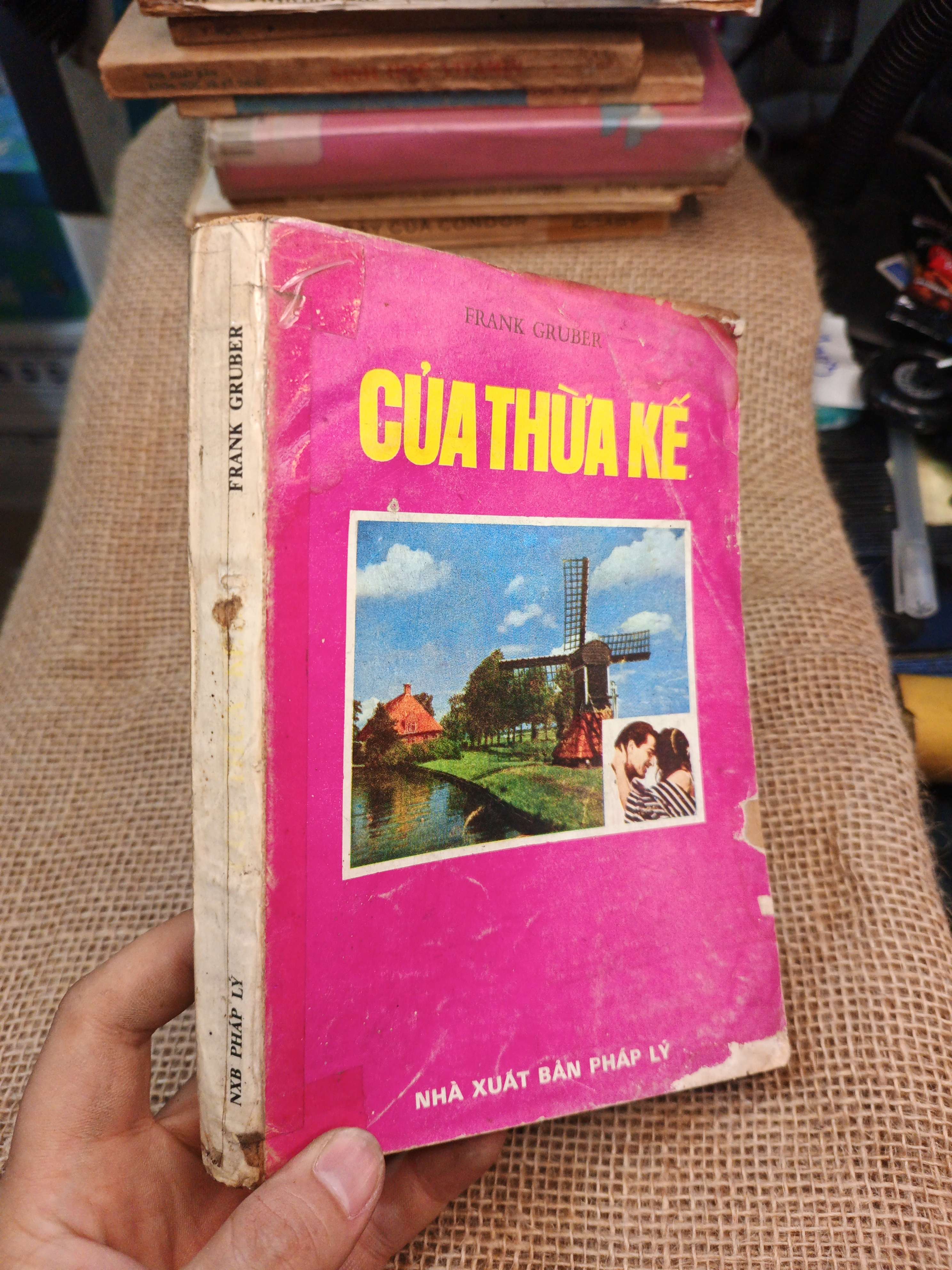 Của Thừa Kế - Frank Gruber 1990 mới 80% ố ẫm (Sách văn học) HLSC