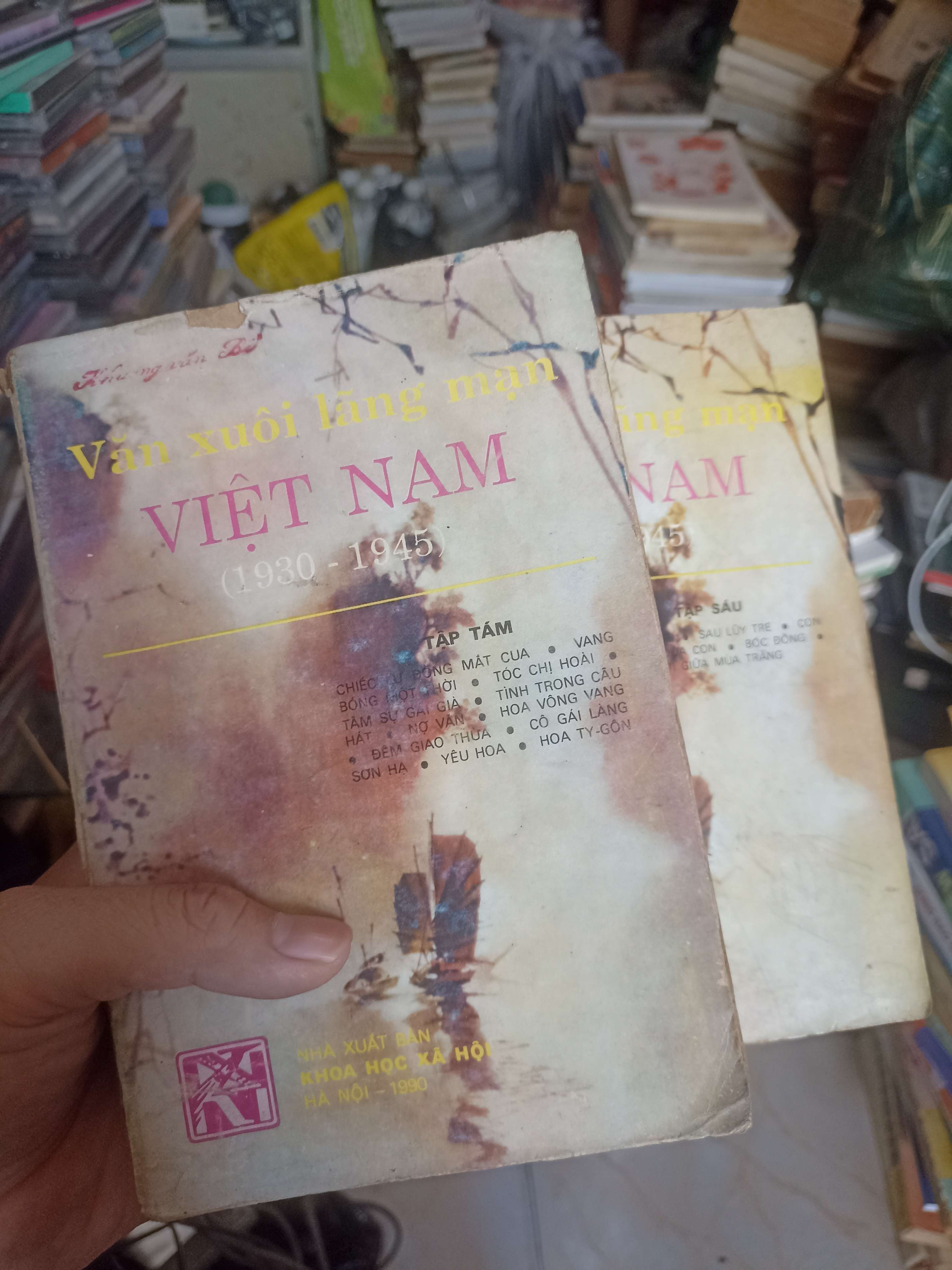Văn xuôi lãng mạn Việt Nam (1930 - 1945), Tập tám 1989 (Văn học Việt Nam) KSX