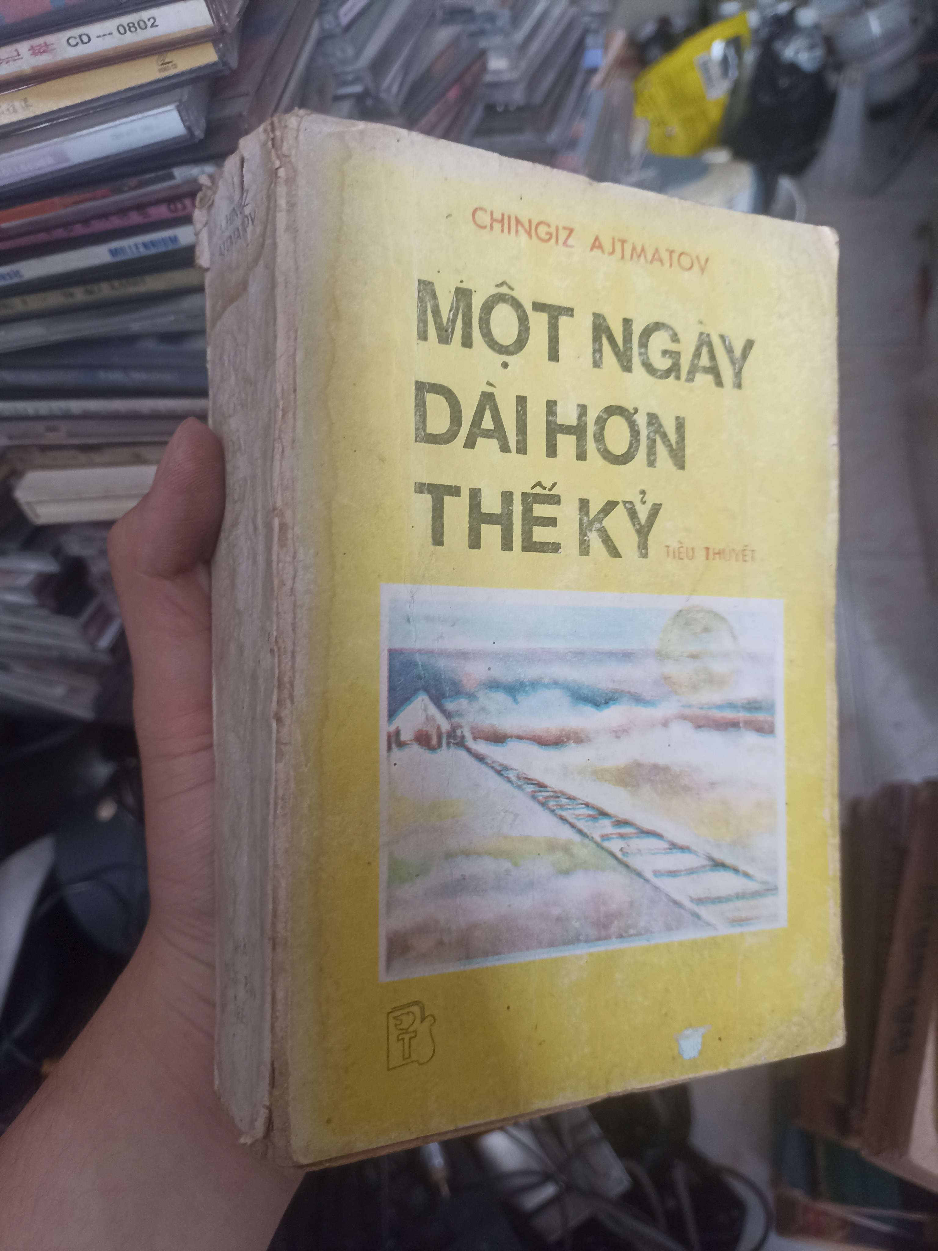 Một ngày dài hơn thế kỷ - Chingiz Aitmatov 1986 (Văn học nước ngoài) KSX
