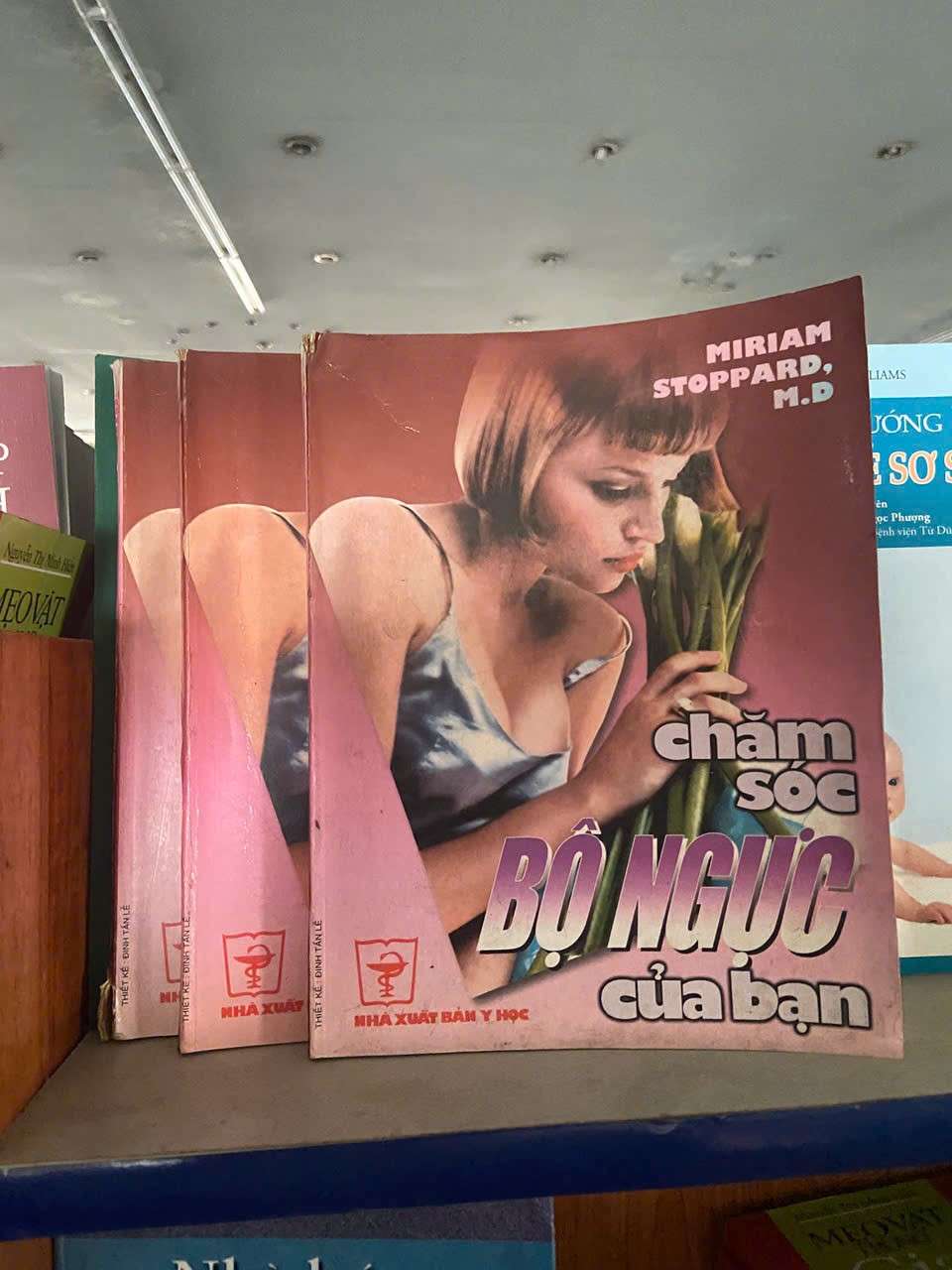 Chăm sóc bộ ngực của bạn - Miriam Stoppard (Sách Y học - Sức khỏe - Thể thao) VAVO