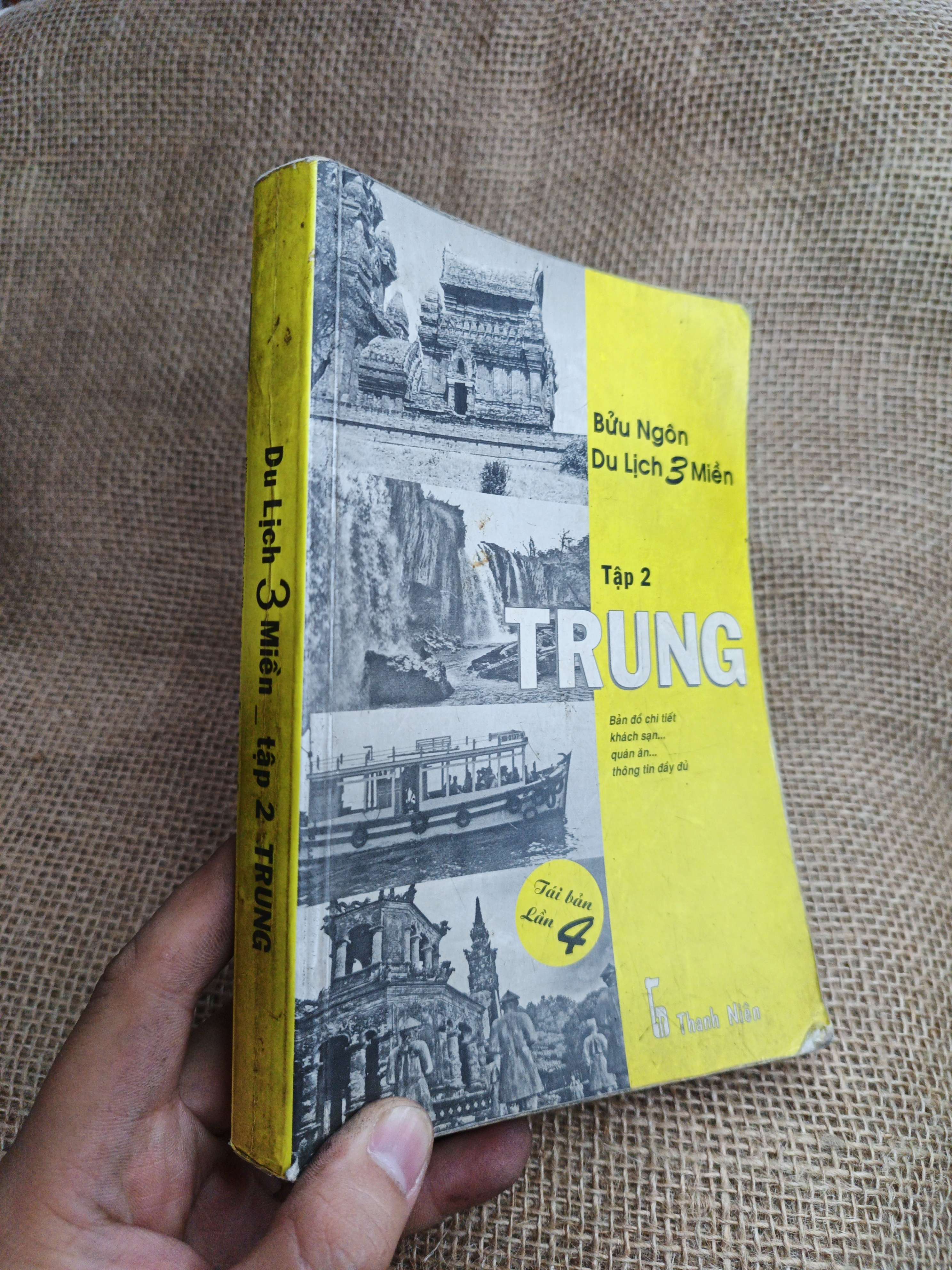 Bửu Ngôn Du Lịch 3 Miền Tập 2 Trung 2009 mới 80% ố (Sách văn học) HLSC