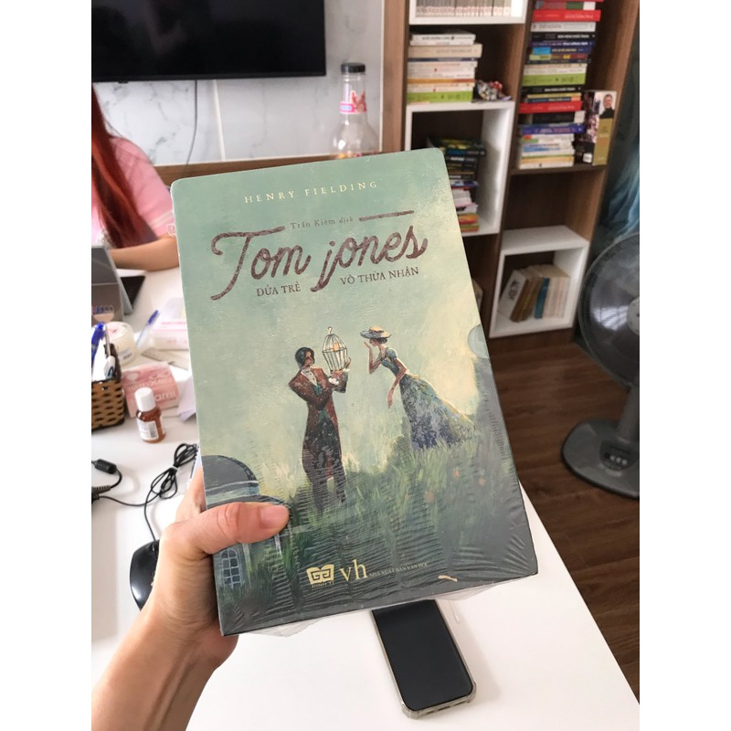 Tom jones đứa trẻ vô thừa nhận - henry fielding (Văn học nước ngoài) AB