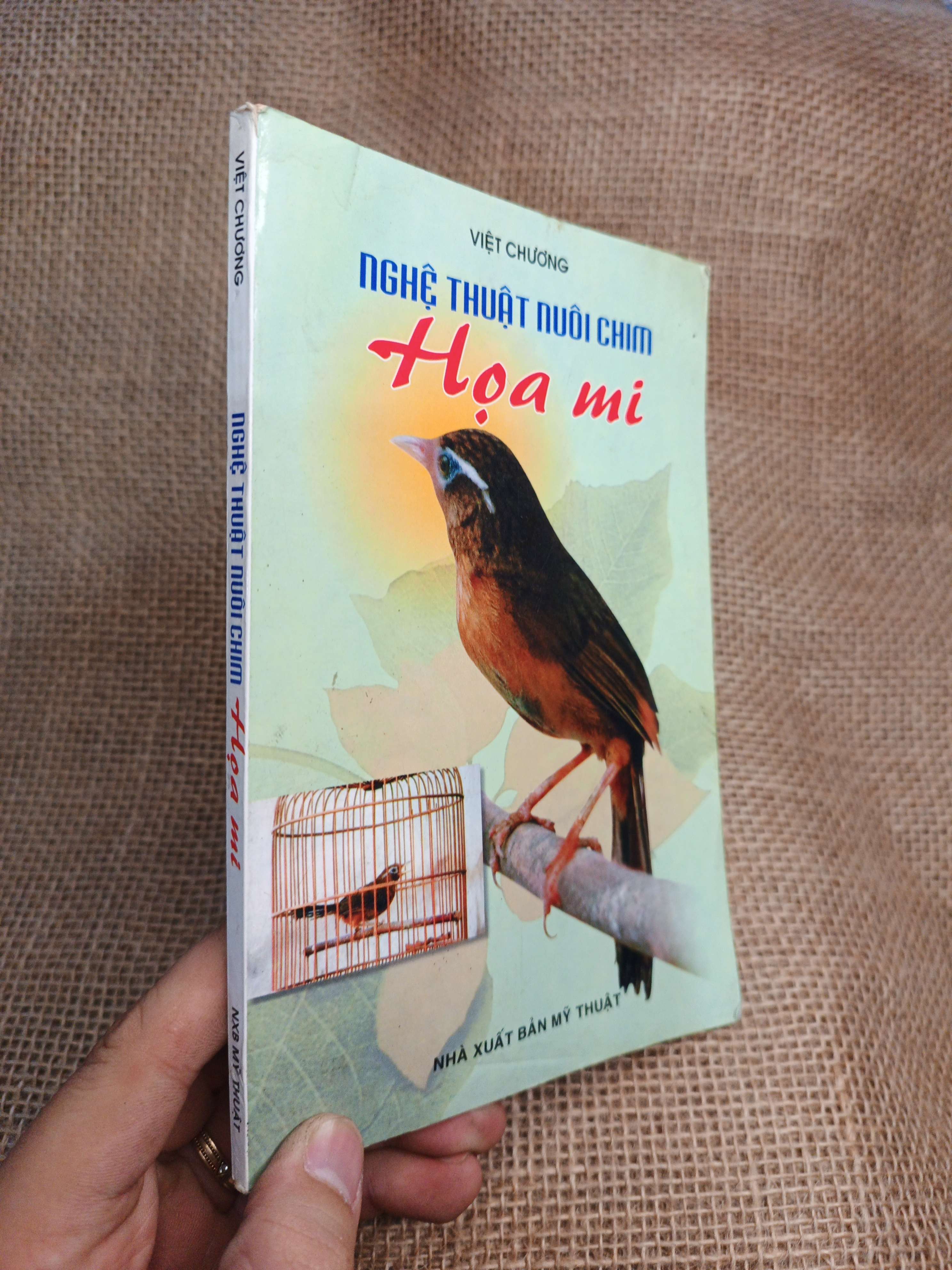 Nghệ Thuật Nuôi Chim Họa Mi - Việt Chương 2002 mới 80% ố (Sách kỹ năng) HLSC