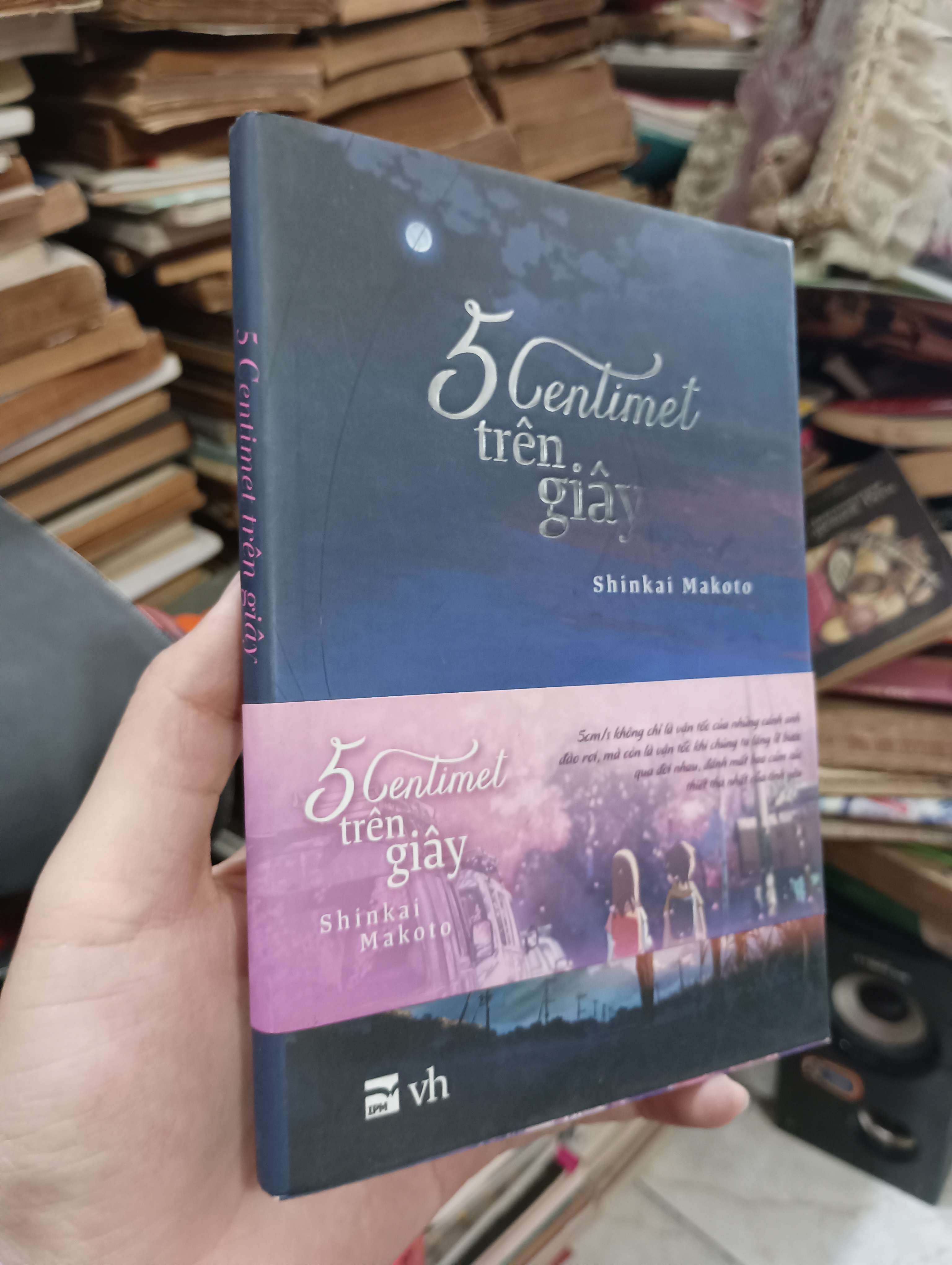 5 Centimet trên giây - Shinkai Makoto 2014 (Văn học nước ngoài) KSX