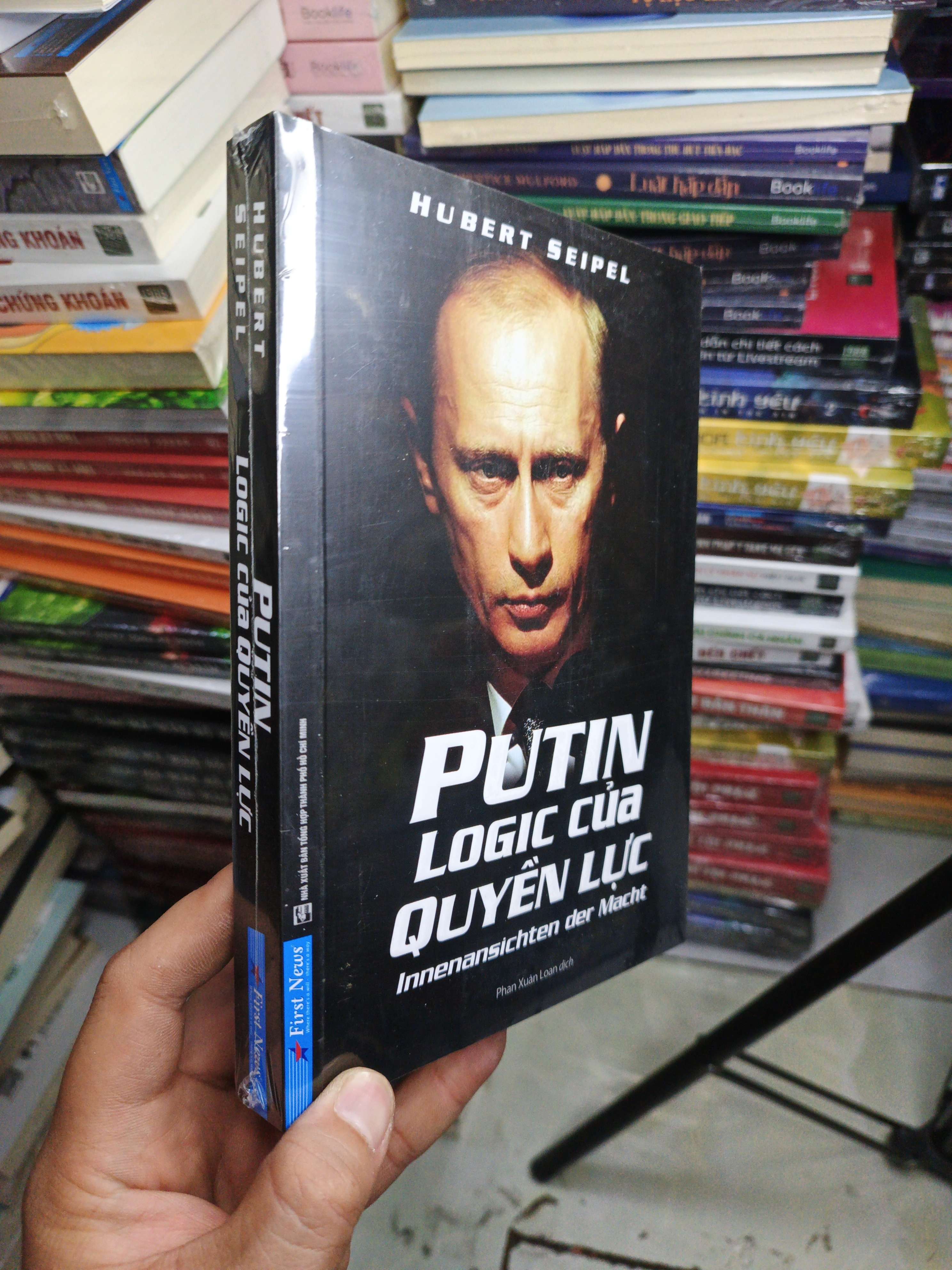 Putin: Logic Của Quyền Lực - Hubert Seipel mới 100% (Sách văn học) NENA