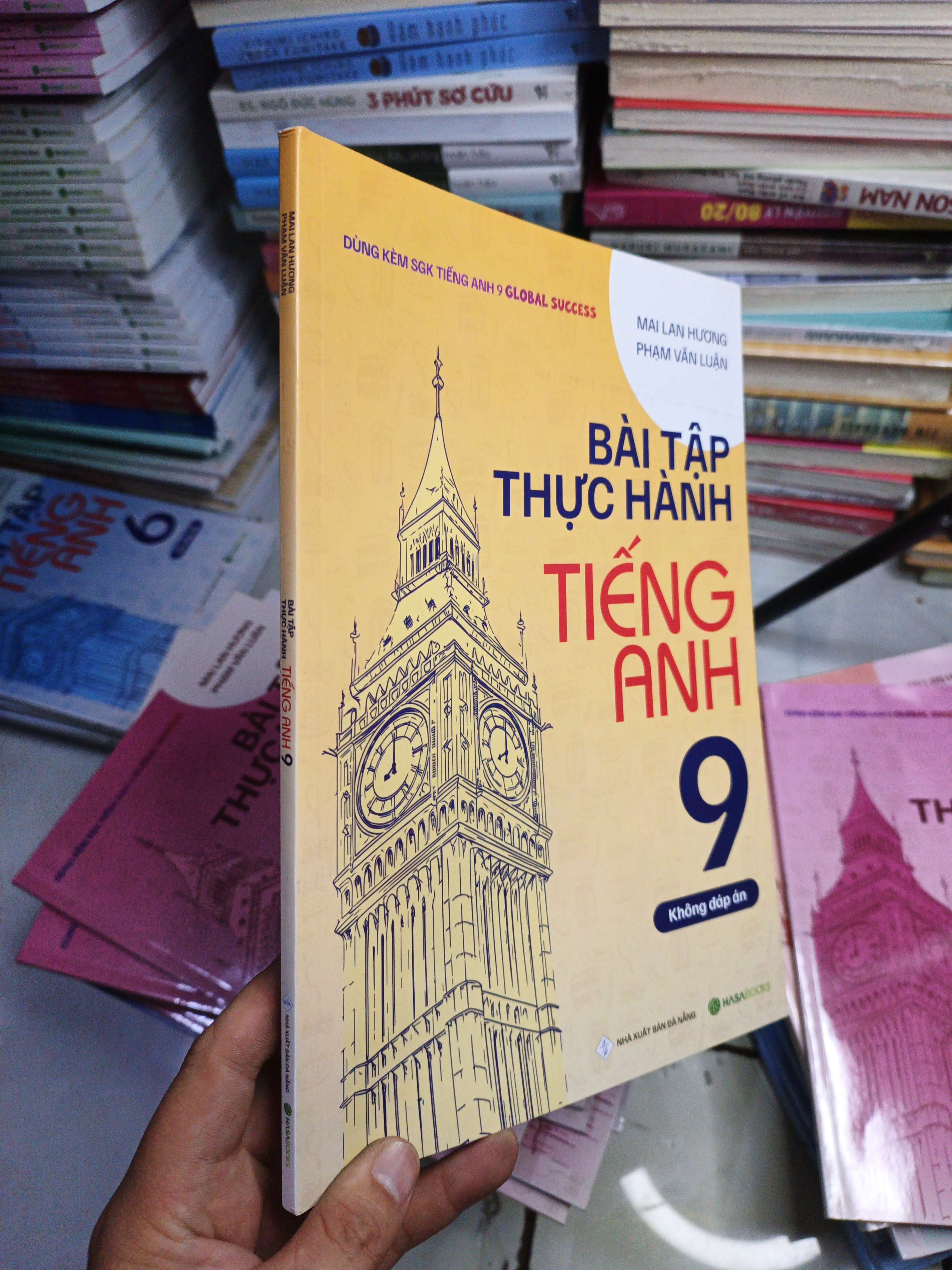 Bài Tập Thực Hành Tiếng Anh 9 Không Đáp Án - Mai Lan Hương, Phạm Văn Luận mới 90% (Sách tự học tiếng Anh) NENA
