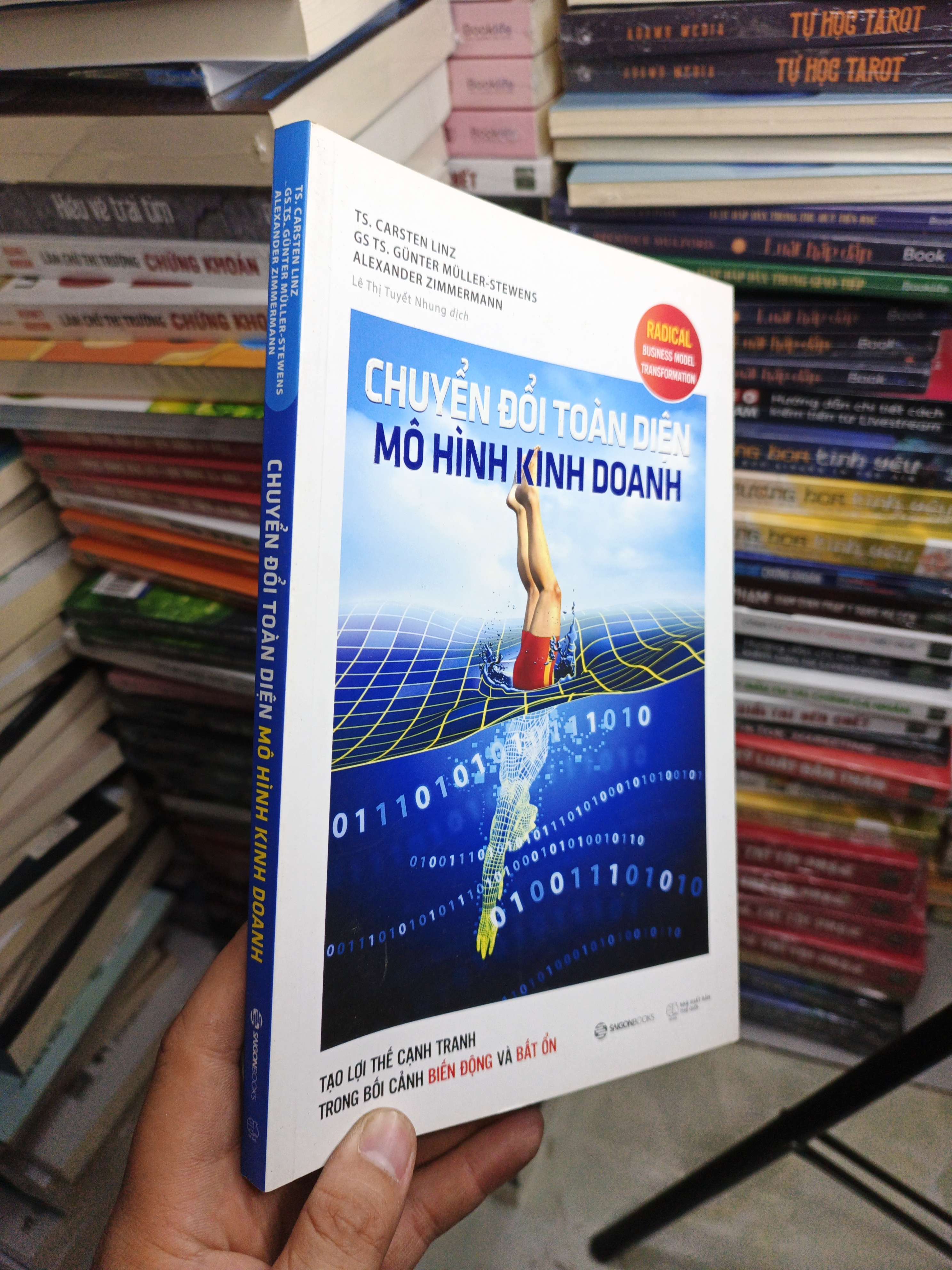 Chuyển Đổi Toàn Diện Mô Hình Kinh Doanh - Carsten Linz, Günter Müller-Stewens, Alexander Zimmermann mới 90% (Kinh doanh - Marketing) NENA